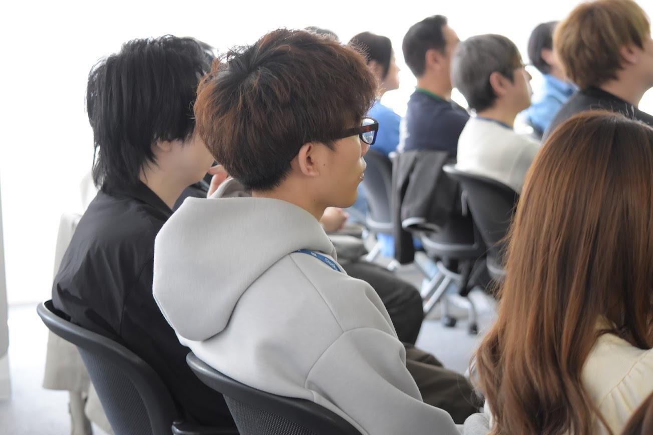 1年に2回の全社集会(SPD)、一年を通じて様々なプログラムがある研修（SPD-College)、資格取得支援制度もあり、自己研鑽をサポートします！