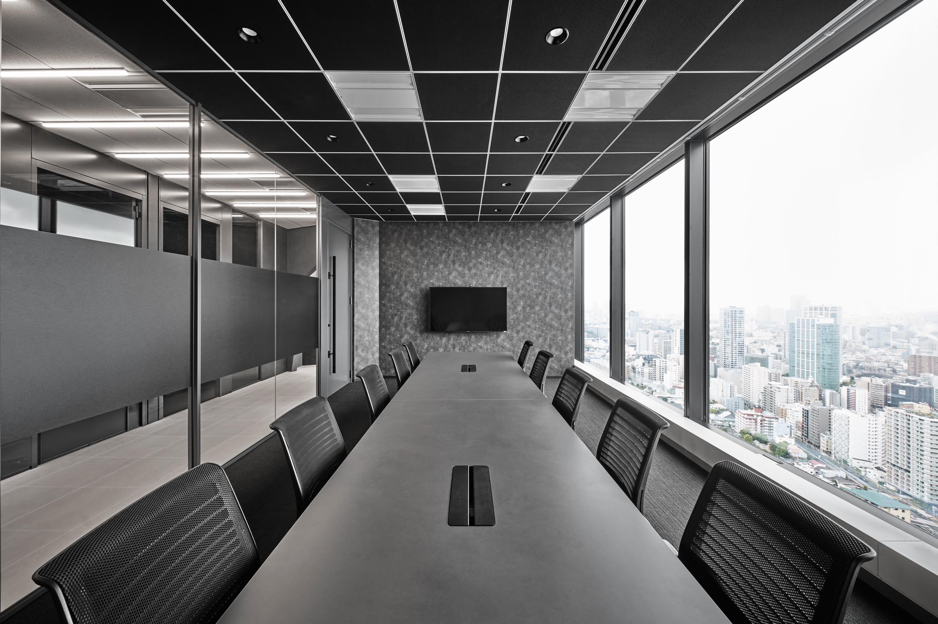 大手ゲーム会社の有名タイトルも手掛け、コンシューマーゲームでもスマホゲームでもヒット作を持つ、国内でも数少ない実績を持つ。