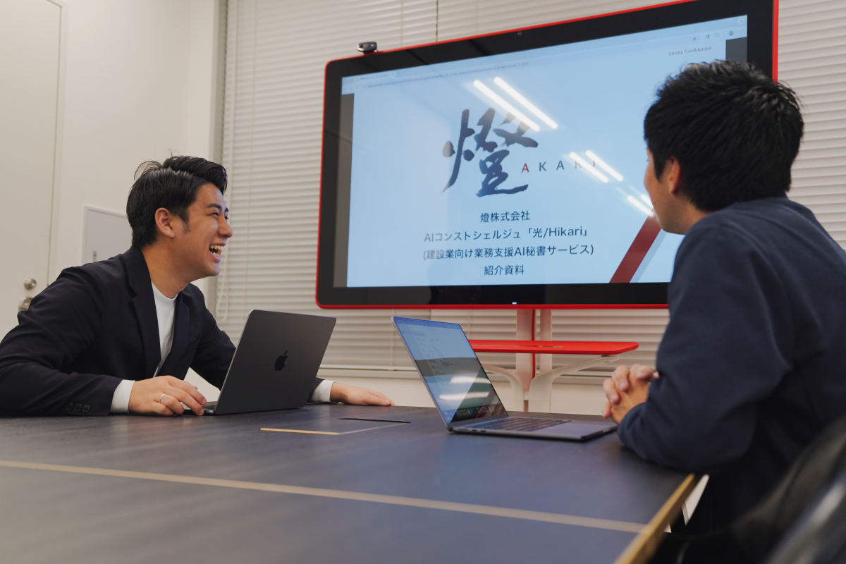 同社が開発・提供している建設業向け請求書処理業務DXサービス『Digital Billder（デジタル・ビルダー）シリーズ』は、請求書の「受領・承認・保管・入力」をデジタルで完結させるSaaS。