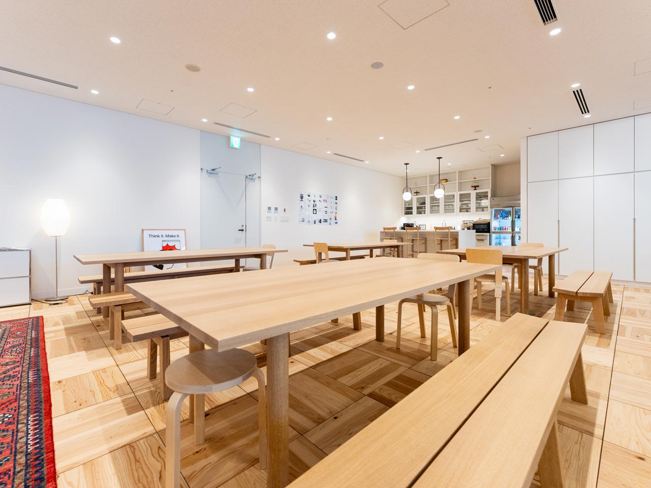 チームの情報共有を促進する「コネクテッドワークスペース」としても高い評価を得ている『Notion』。