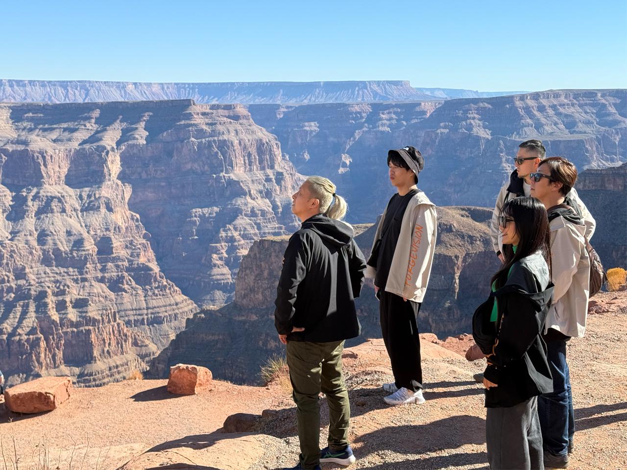 海外イベントに積極的に参加する機会を提供し、現地エンジニアや技術進化の熱量を感じることなど、エンジニアの成長に必要な非日常体験を重視しています。