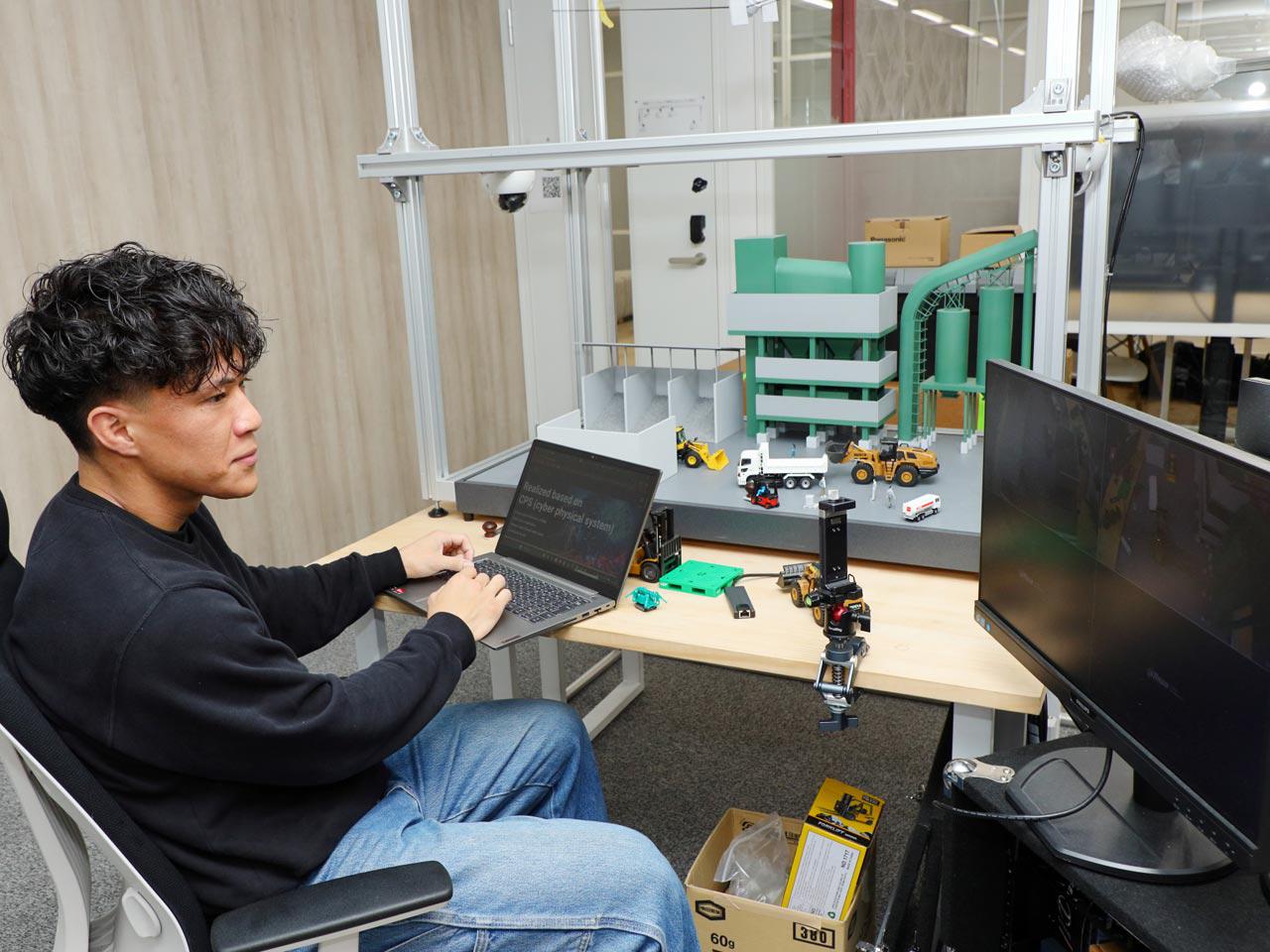 組織の約8割はエンジニアといった技術職。