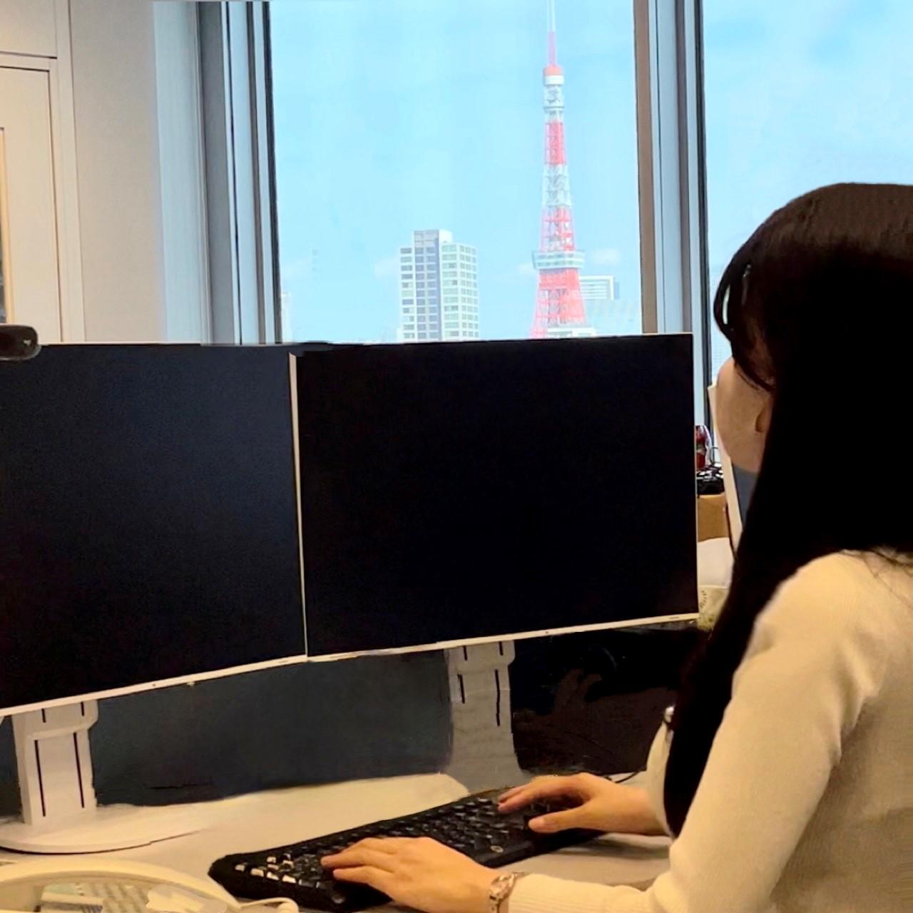 デュアルモニター環境で快適にお仕事