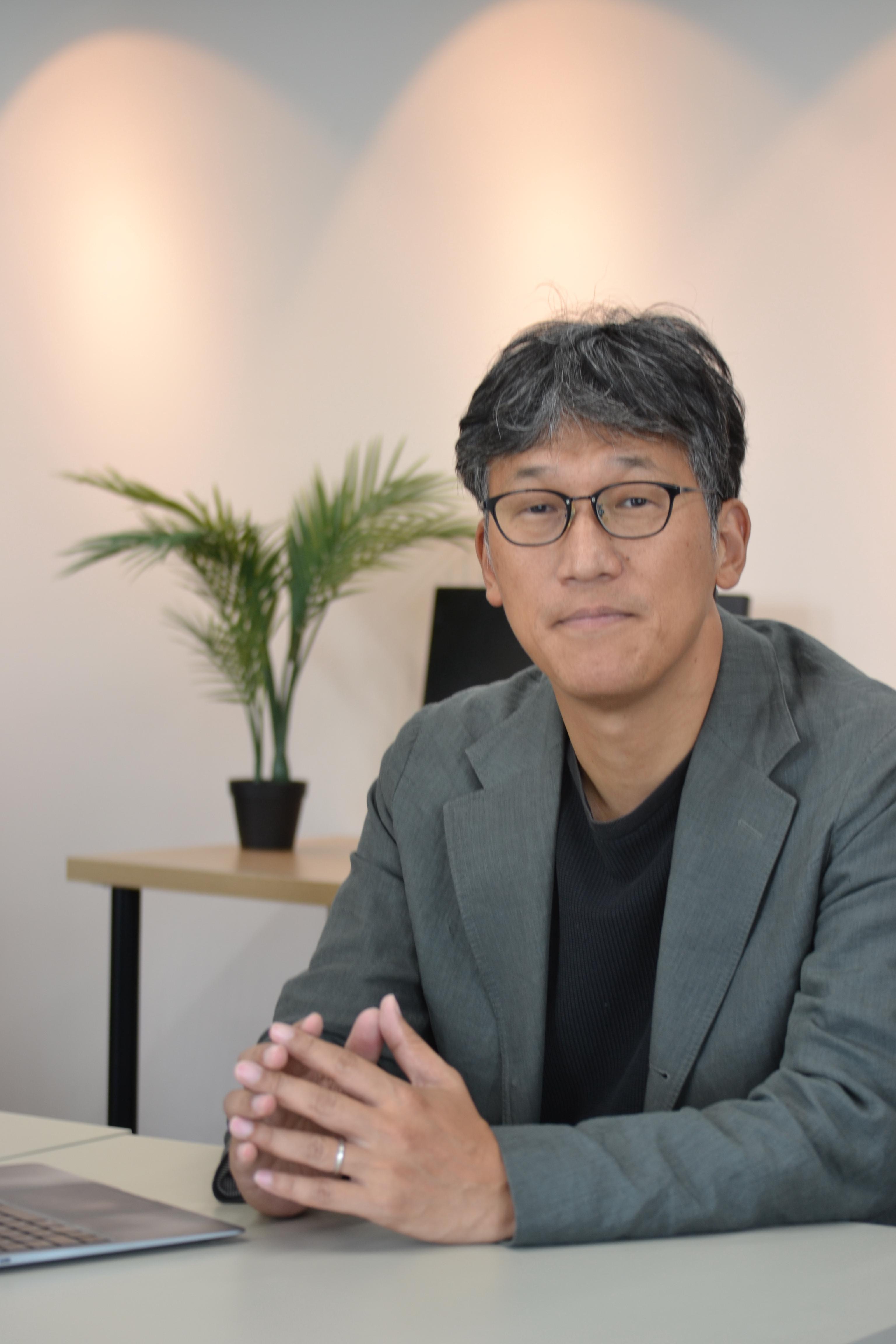 代表取締役・山下貴徳は、大手コンサル企業で全国1,000店舗以上の飲食FC支援や集客戦略を担当し、現場の課題と可能性を熟知。
非効率な業界構造を変えるべく2009年にオールフィットを創業。
「すべてのイベントを、もっと自由に、もっとスマートに。」を掲げ、飲食とイベントの未来をテクノロジーで変革し続けています。