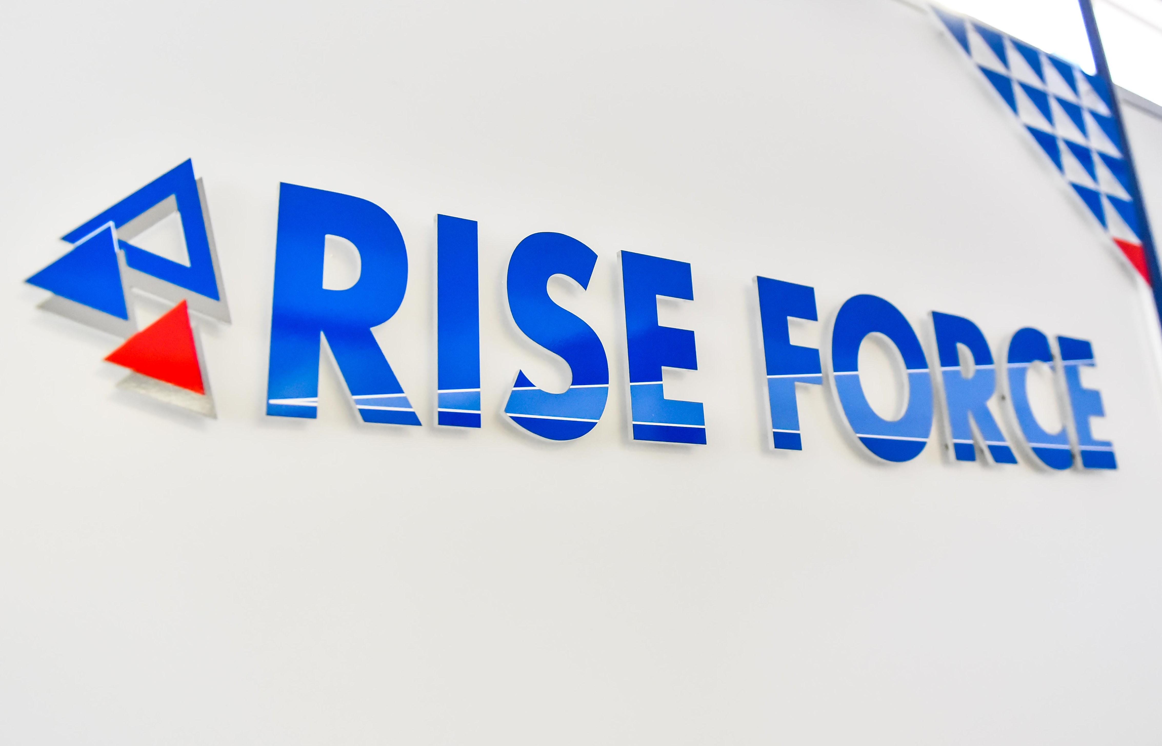 事業内容：スマートフォンアプリの受託開発事業