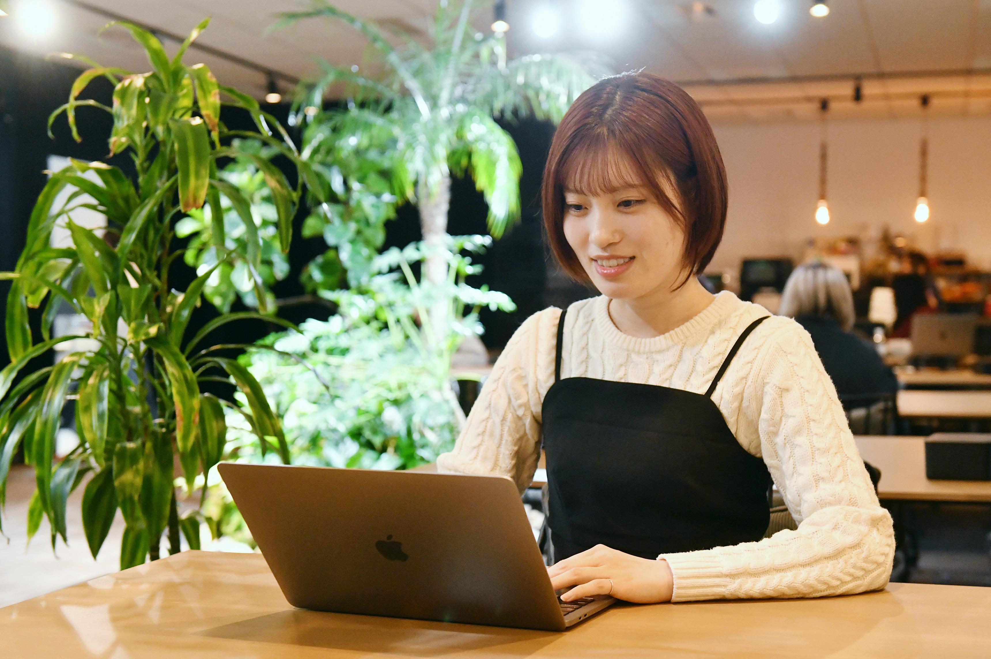 ITES 一般社団法人　ITエンジニアリングサービス協会
IT人材不足の時代を生き抜く為に必要な質の高い情報・人脈・環境などを提供することを使命とし、各中小企業の支援プラットフォームとなり、業界貢献の為に社会的地位向上やITエンジニア教育の支援や、またITエンジニアビジネスを従事する方々の支援などを積極的に行うことで、もっと活躍しやすい業界実現を目的とし活動しています。