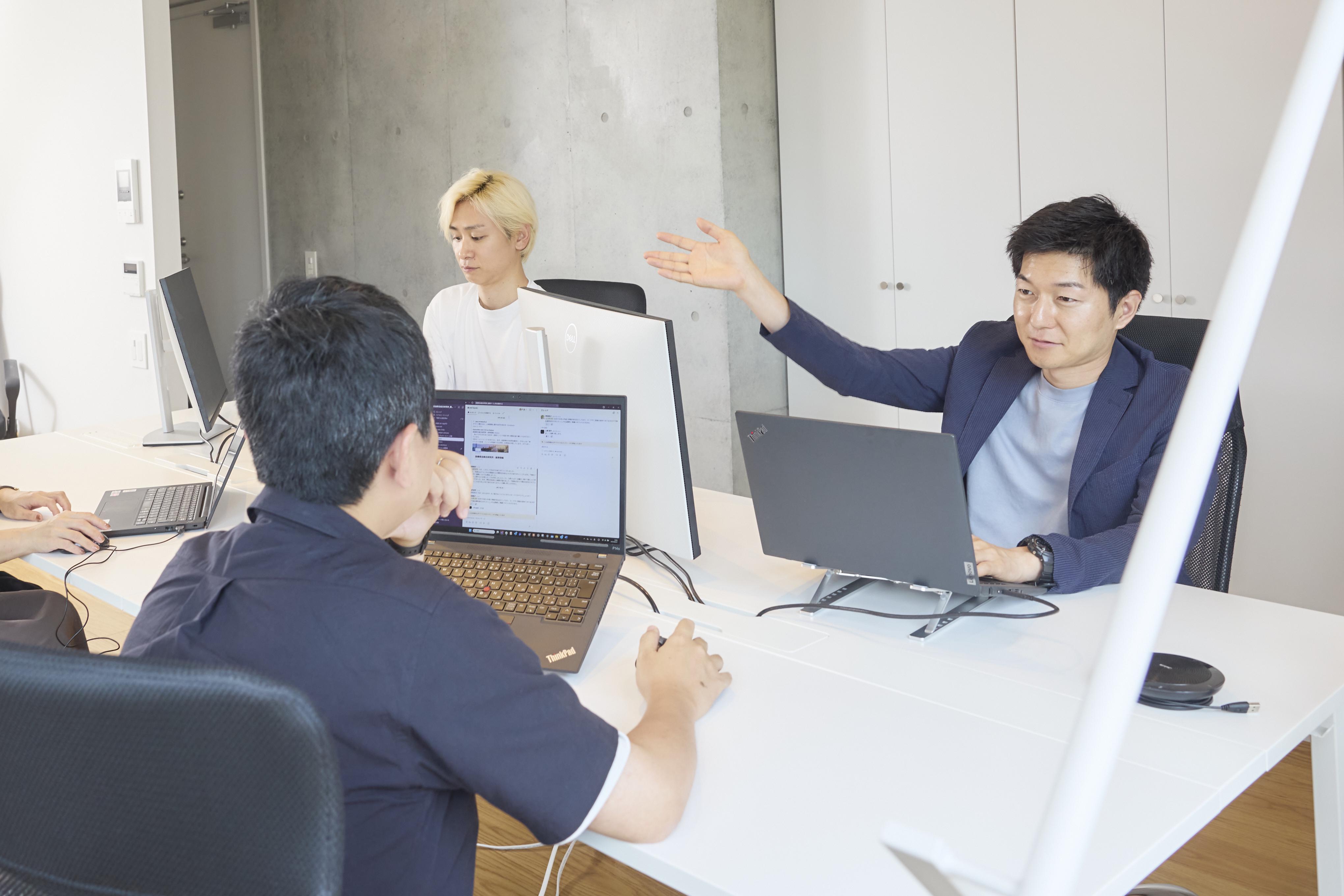 補修、更新、検査、不具合対応などの記録を、設備に紐づけて作成することで、設備運営の安定やコスト削減、保全技術の継承に役立てられる。