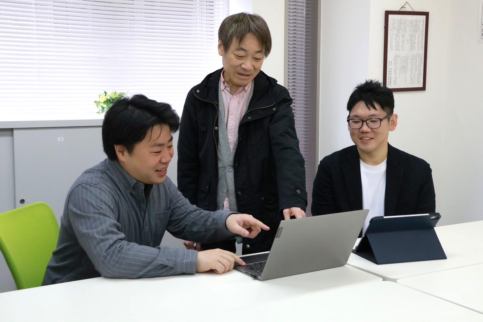 事業内容：SES（常駐型技術支援サービス)