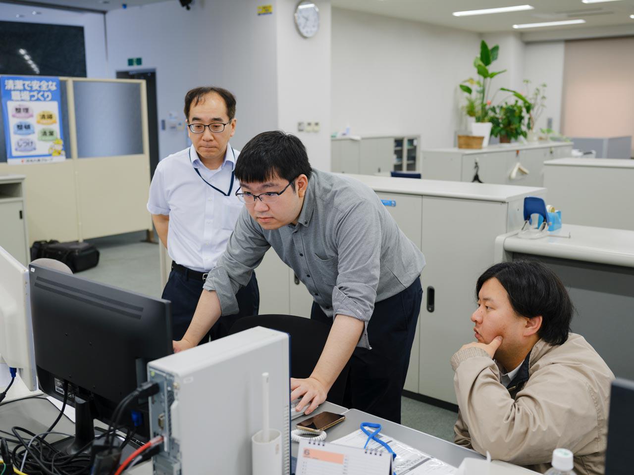 ホームページ制作やホスティング、各種ハードウェアや業務用ソフトウェアの販売・導入支援も手掛けるほか、富士通製の医療事務システムや電子カルテ、介護事業者向けソリューション等も取り扱っている。