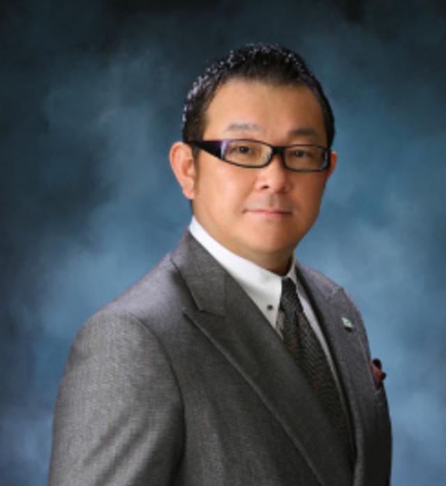 代表取締役社長 	奥井光明 氏