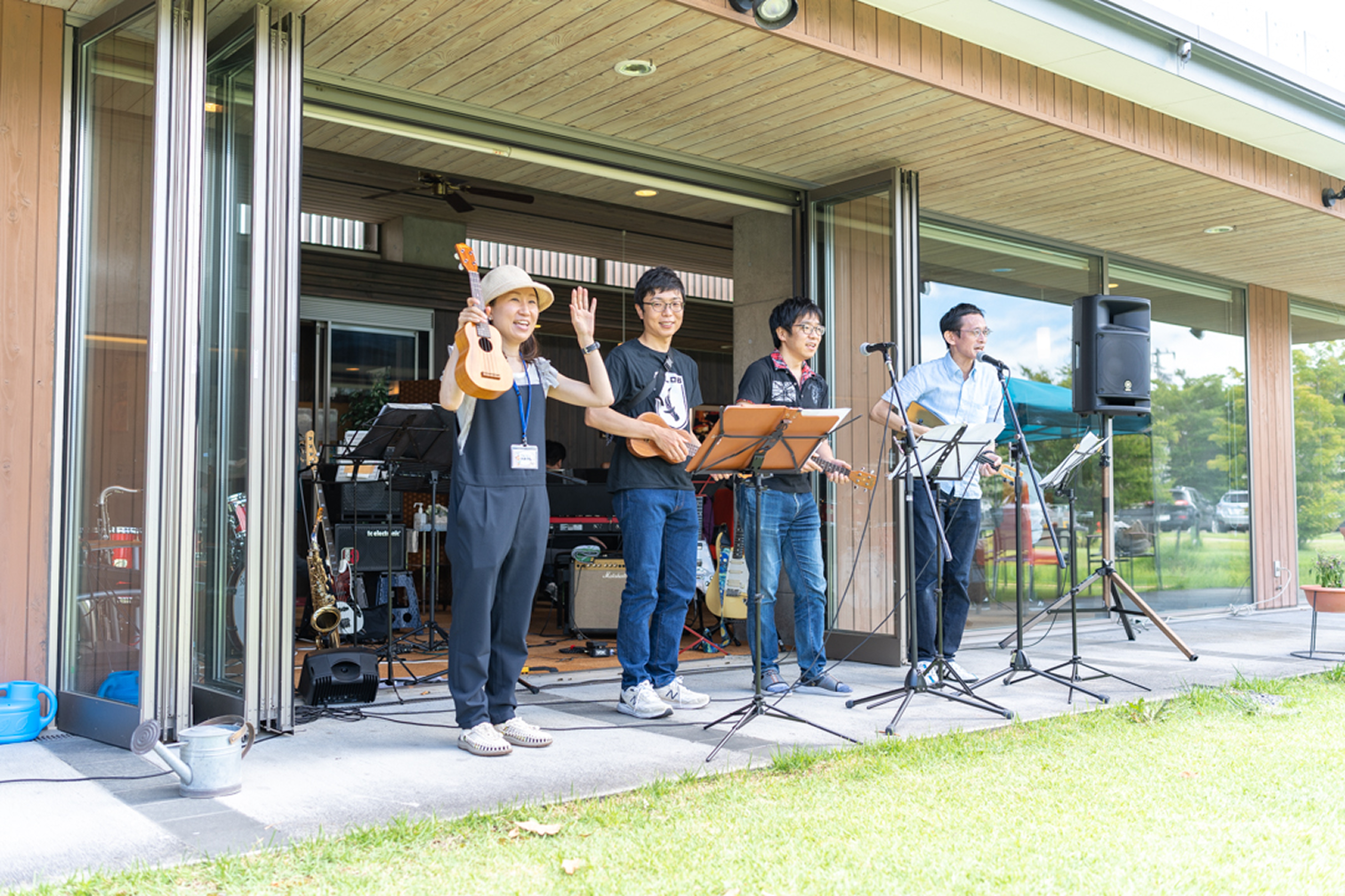 毎年夏開催のサマーパーティーにて。