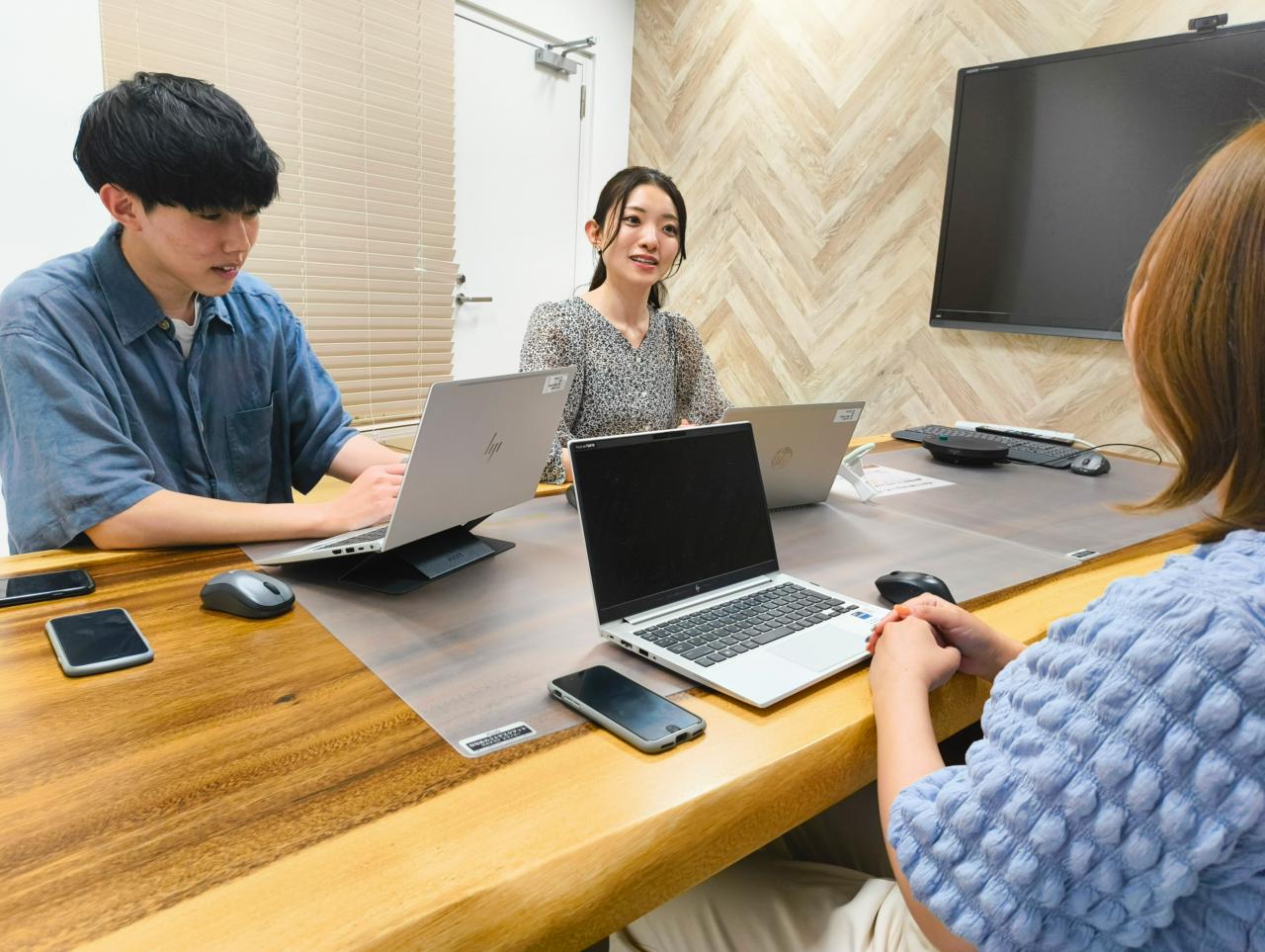 アイ・モバイル株式会社 求人画像1