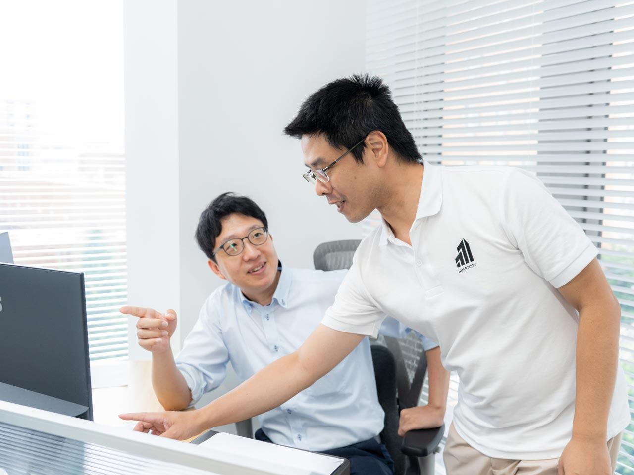 自由で風通しの良い職場風土の下、多様なバックグラウンドを持つ技術者が志を共にしながら、社会課題に挑み続けている。