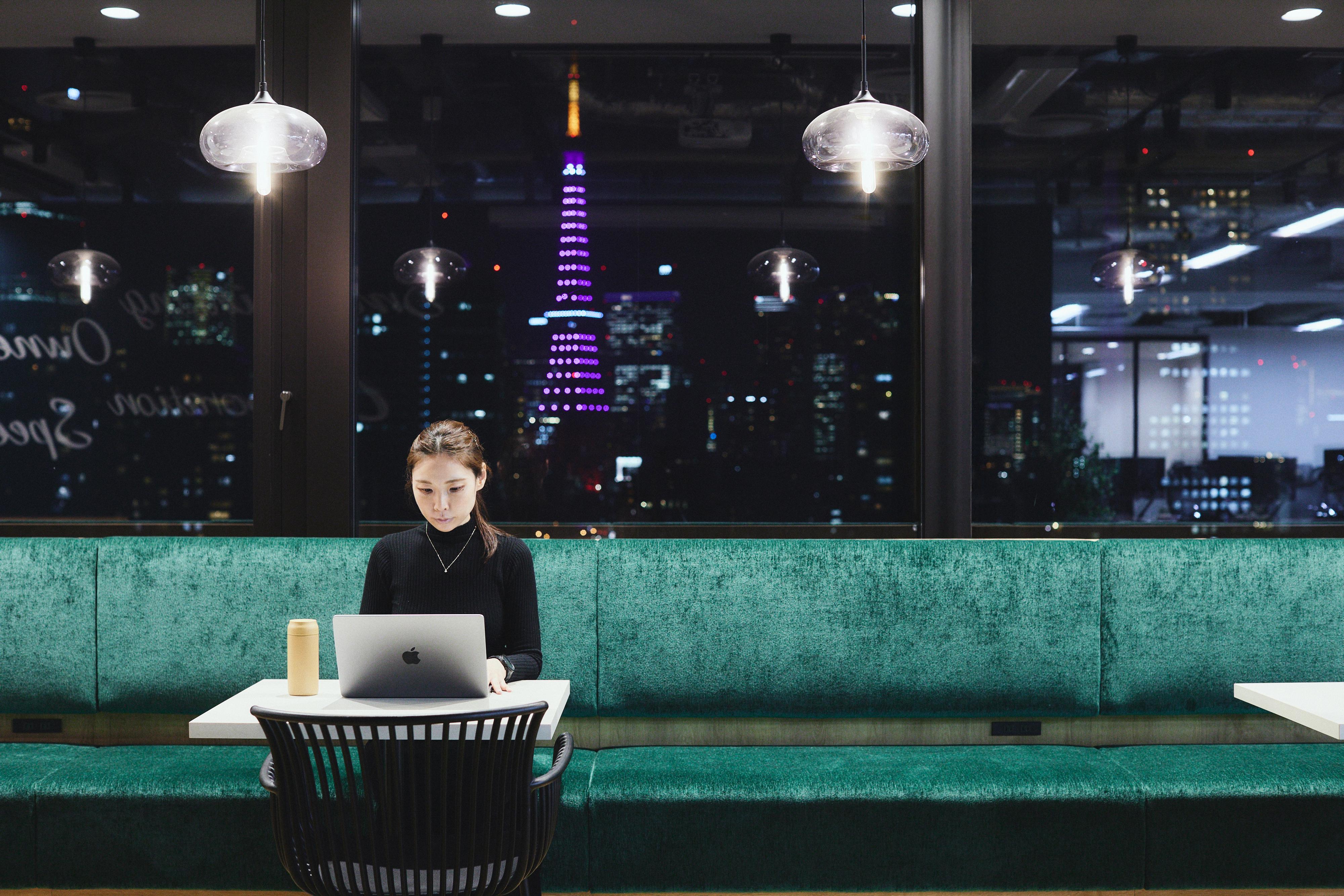 東京オフィスからは東京タワーを一望できます