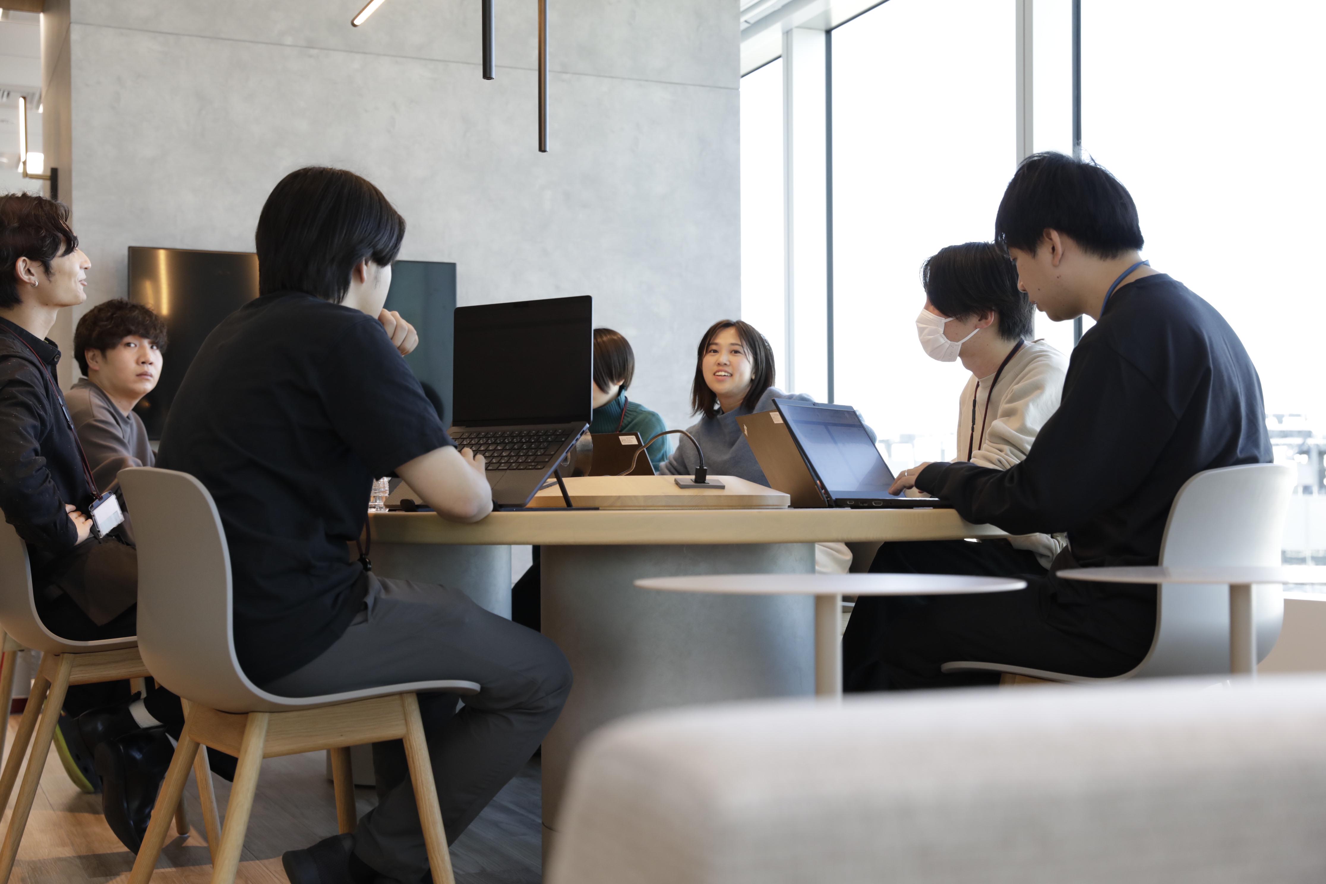 事業内容：自社ライフスタイルメディアを複数運営！