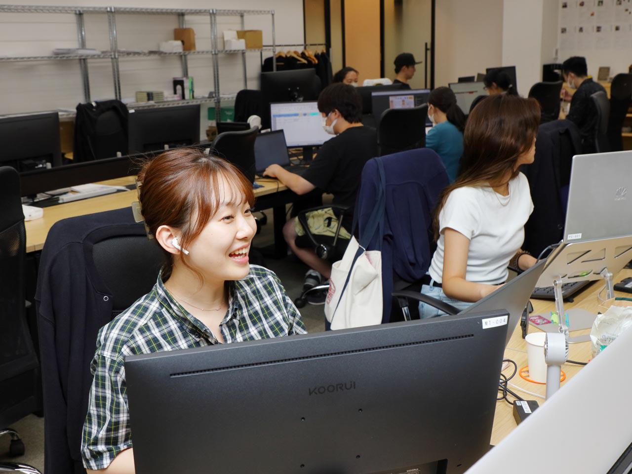 人柄重視の採用を続けてきたという同社。一緒に働きたいと思える人物であれば、未経験の人材でも積極的に採用し、育成してきた。