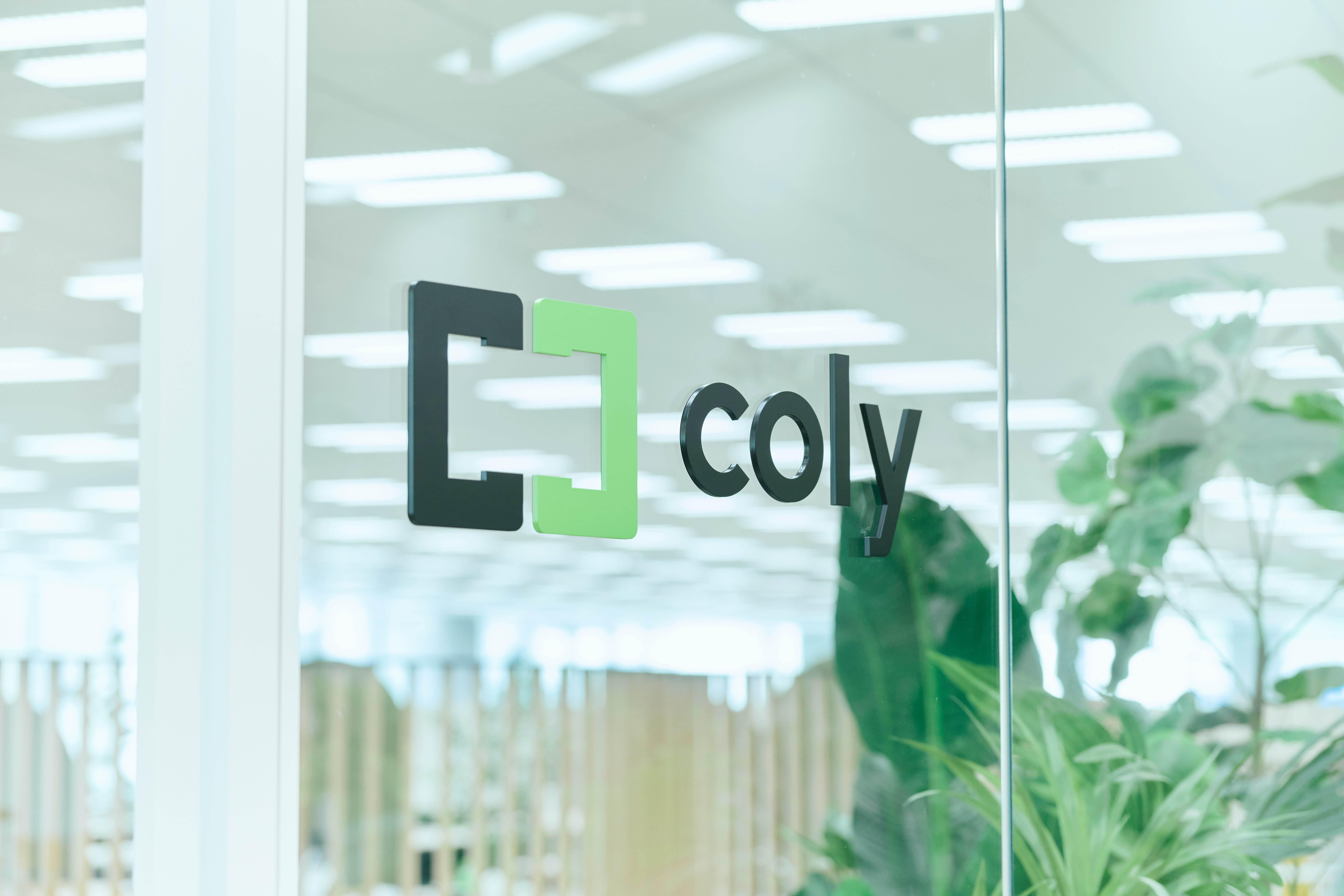 事業内容：モバイルオンラインゲームの企画・開発・運営/MD（マーチャンダイジング）