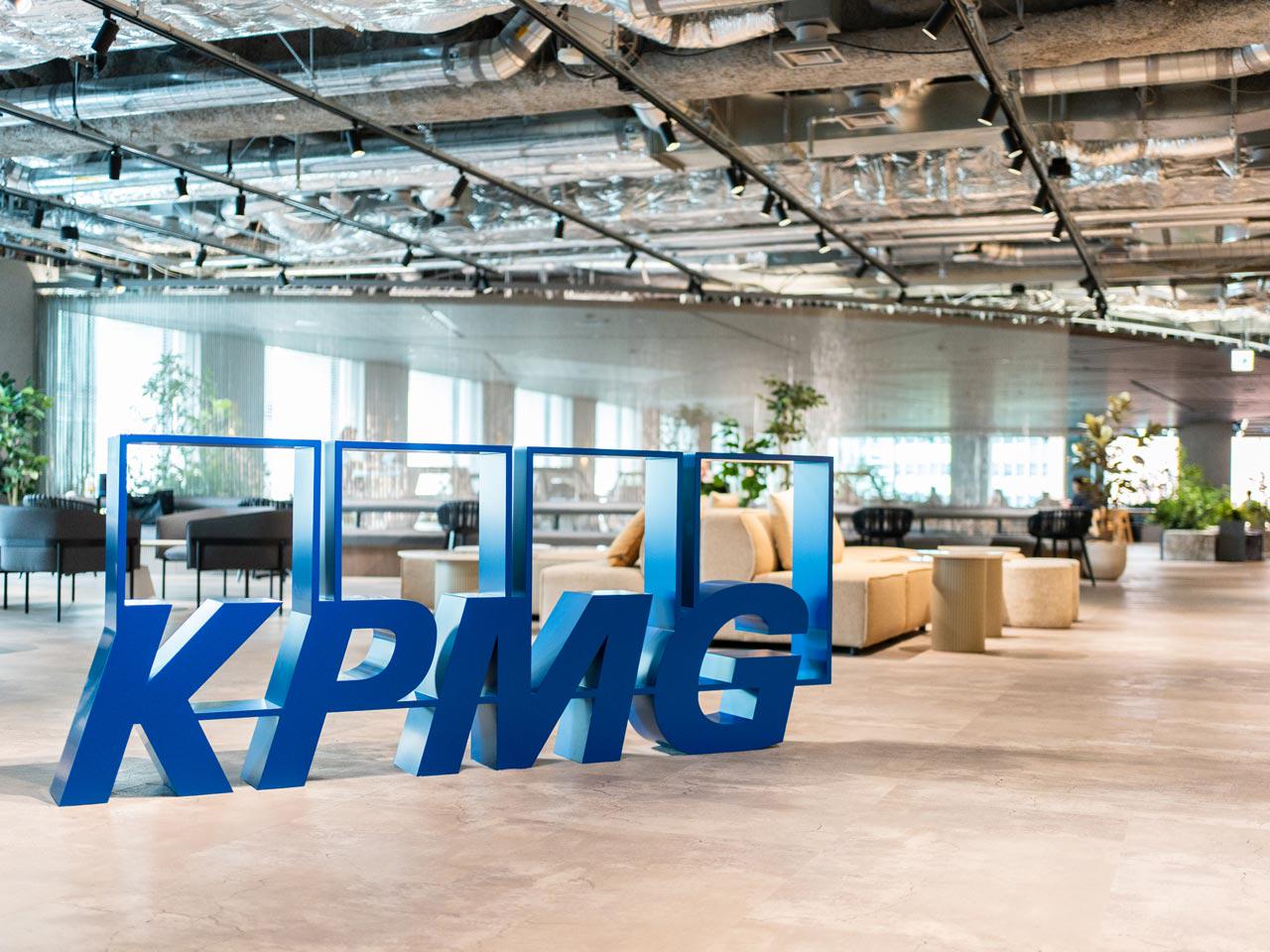 大手町フィナンシャルシティ20階にはカフェスペースが新オープン