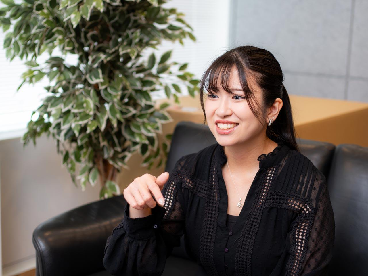 社員一人当たり年間10万円の予算を組んで、社員同士による自由なグループ活動を奨励しているのは特徴的。