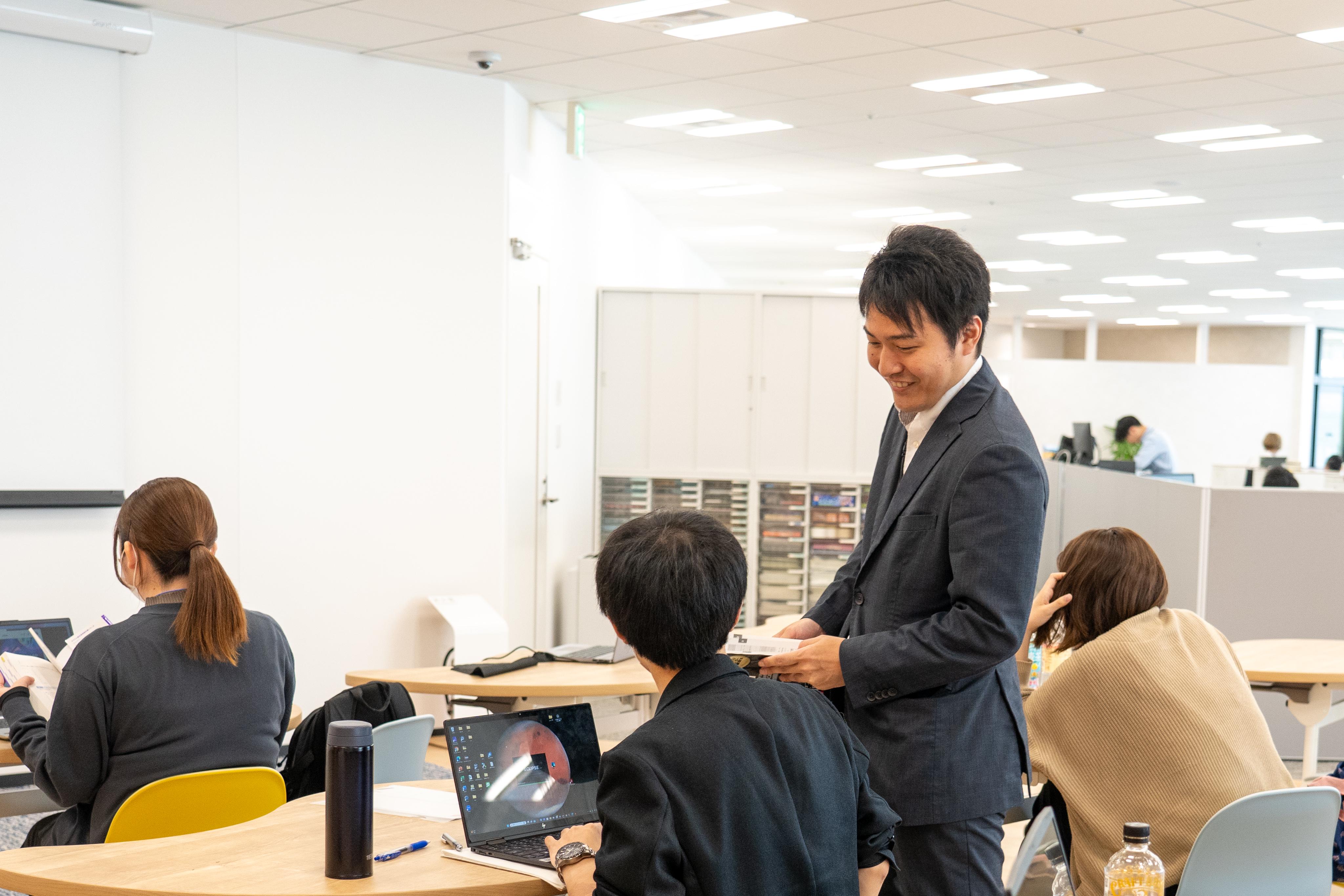 専任講師も在籍しており、人材育成にも積極的です。