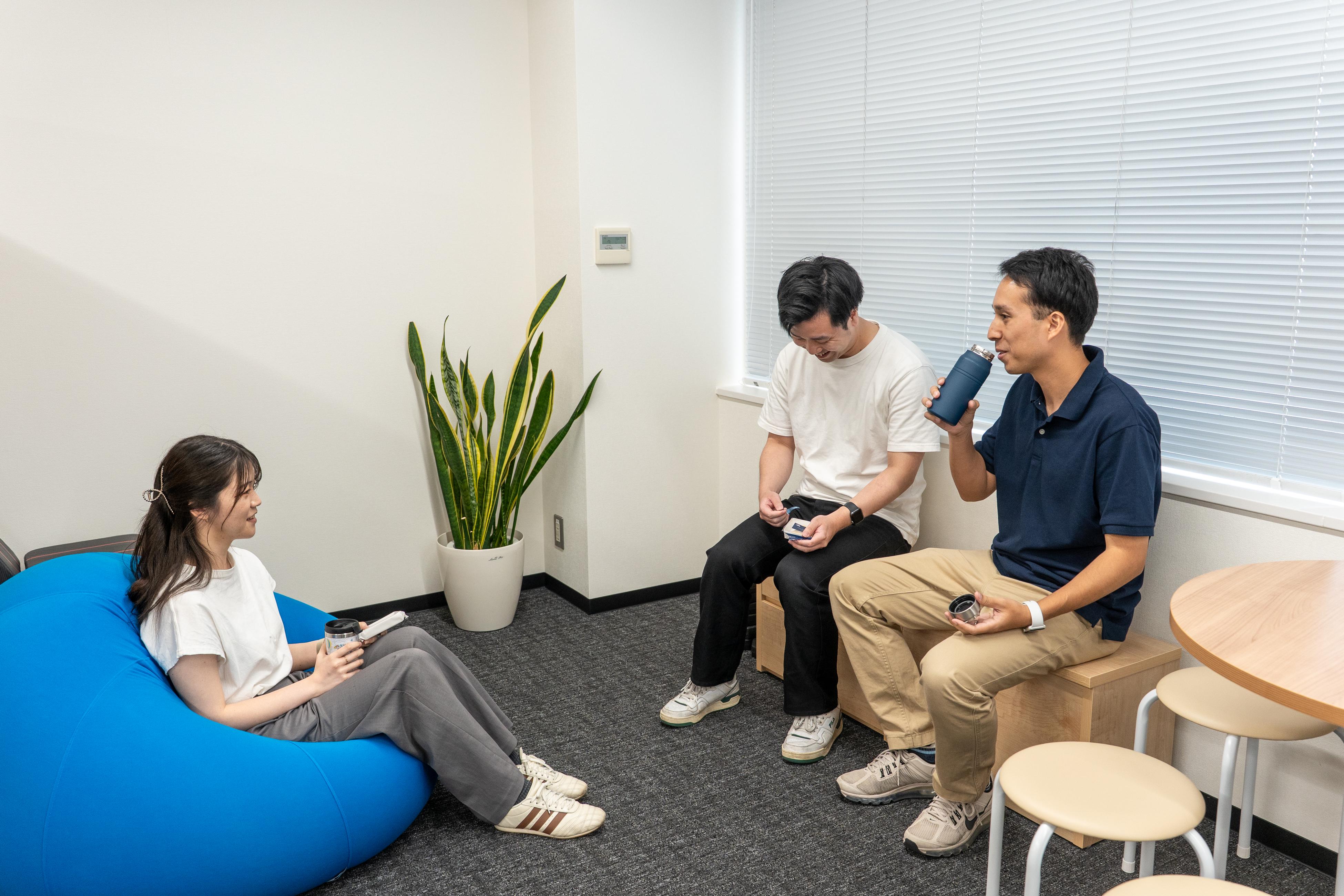 同社が求める人材像は、チーム運営や仕組みづくりも手掛けられるようなリーダー候補。コミュニケーション力や責任感の持ち主を期待している。