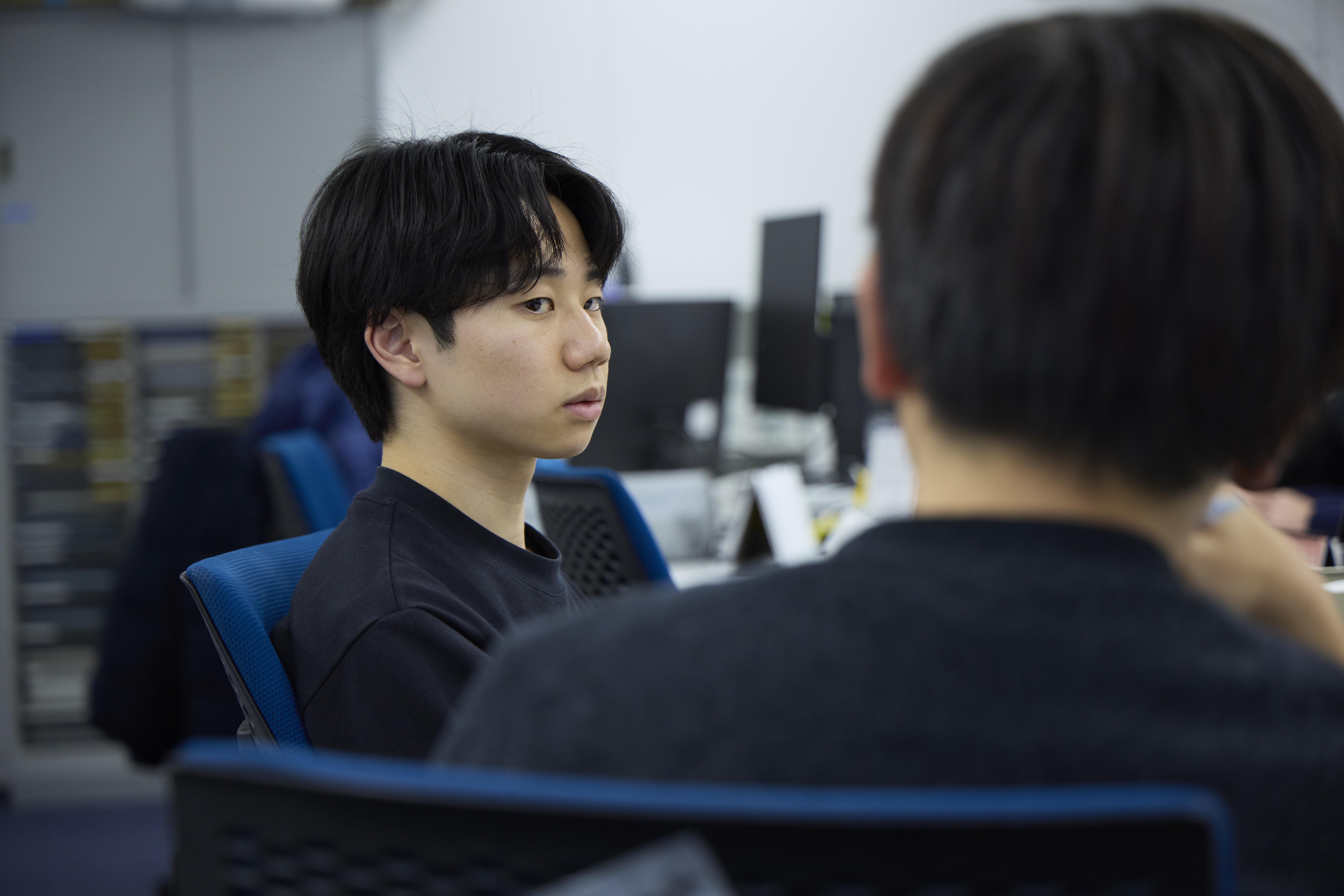 その結果、新規顧客とのコンタクトは問い合わせがメイン。2020年以降は毎年約15%成長し、最高売上高を更新している。