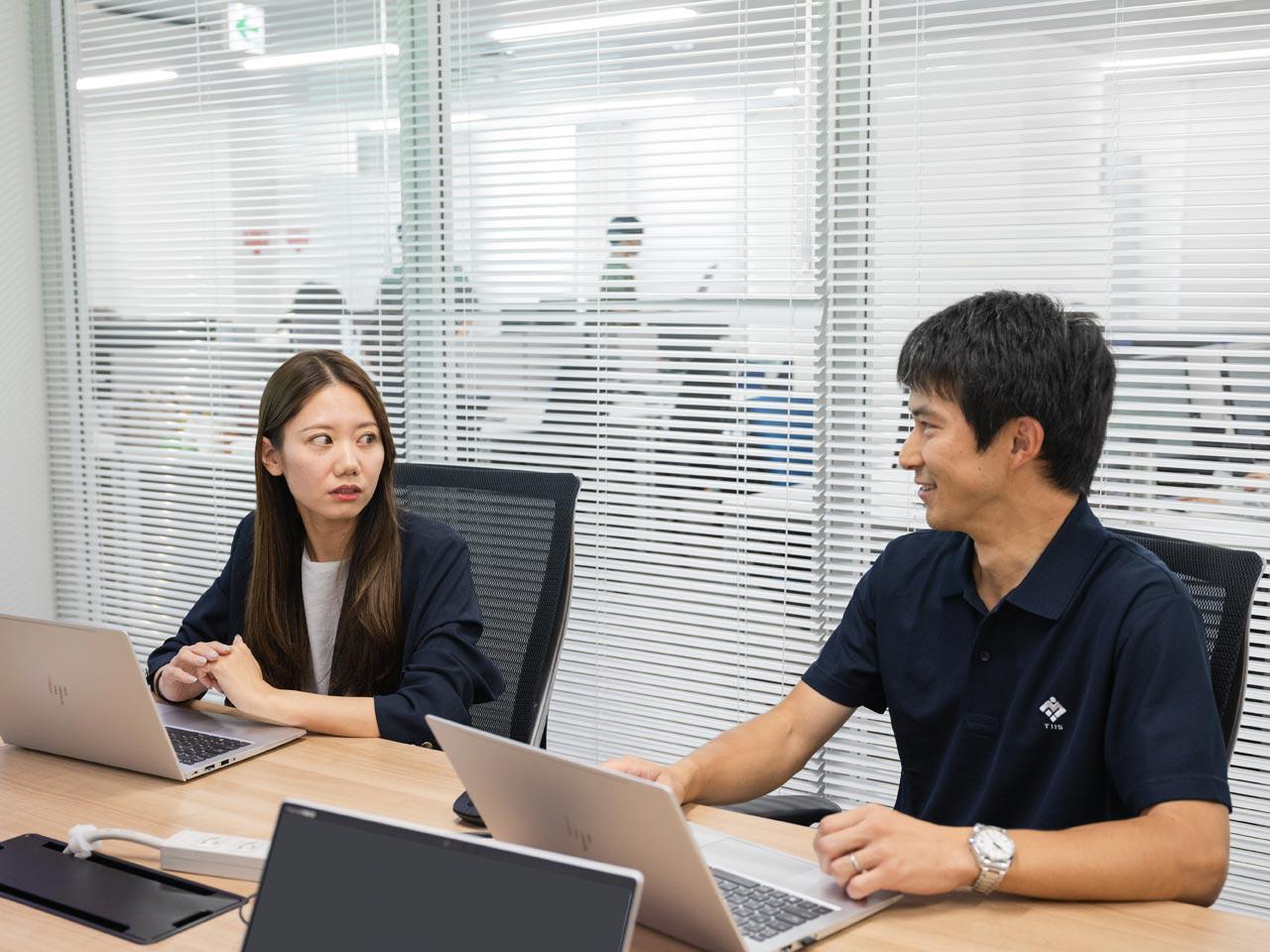 担当するプロジェクトは大規模なものが多く、先進技術に触れる機会にも恵まれている。