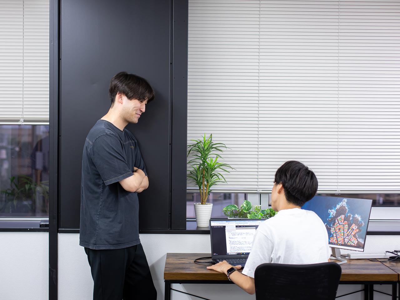 努力がそのまま待遇に反映され、スキルが上がれば報酬も上がる。そんな健全なサイクルの中で、仲間と共に成長と挑戦を続けられる環境がある。