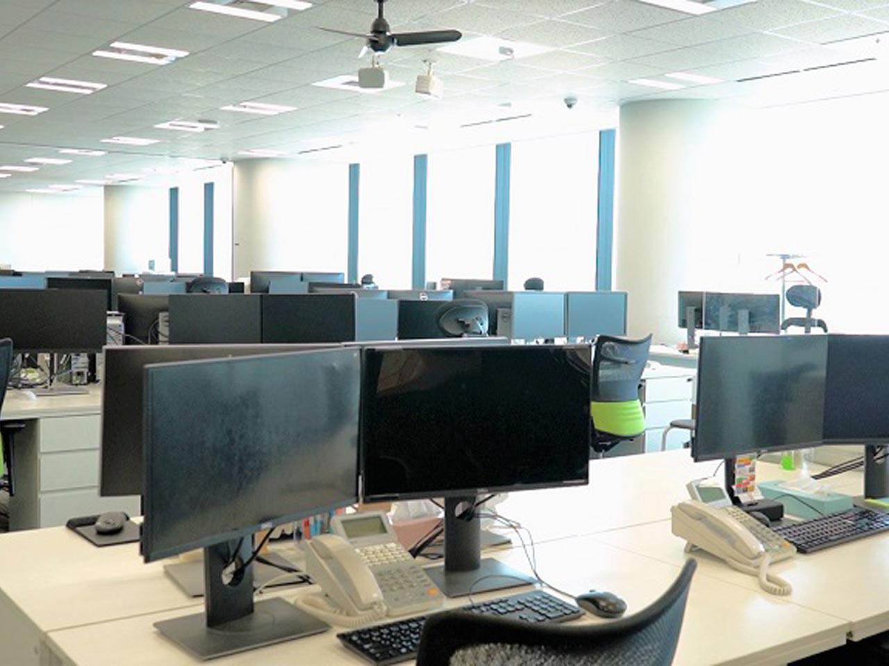 コンテンツ取材・撮影事業では、120名の社内クリエイターが全国対応し、写真や動画を迅速に提供している。