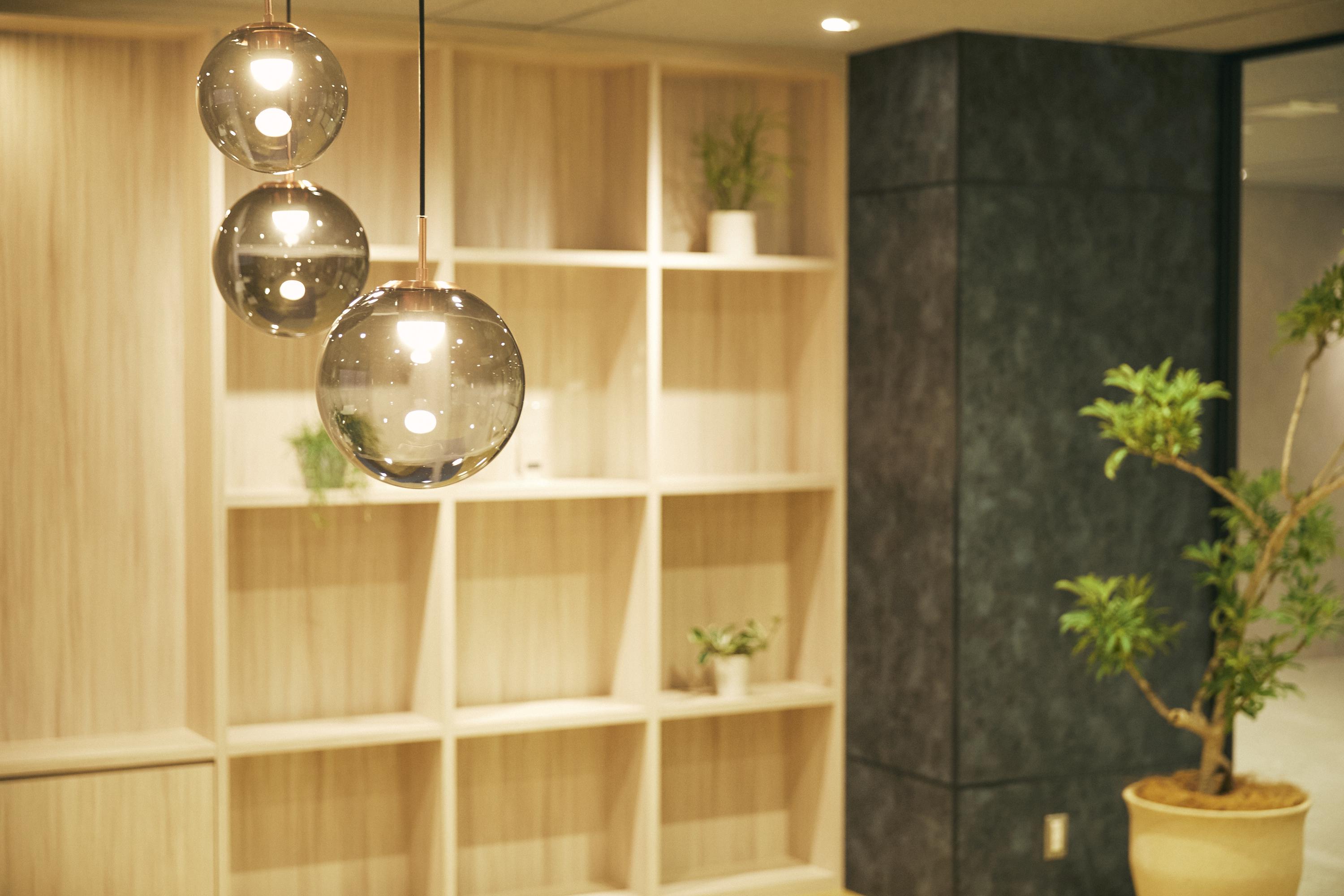 事業内容：持続可能な社会実現へ導くリユースプラットフォーム