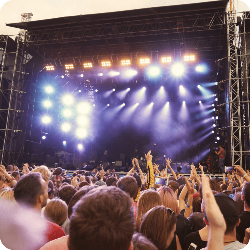 事業内容：商業施設・イベントのディスプレイ製作事業