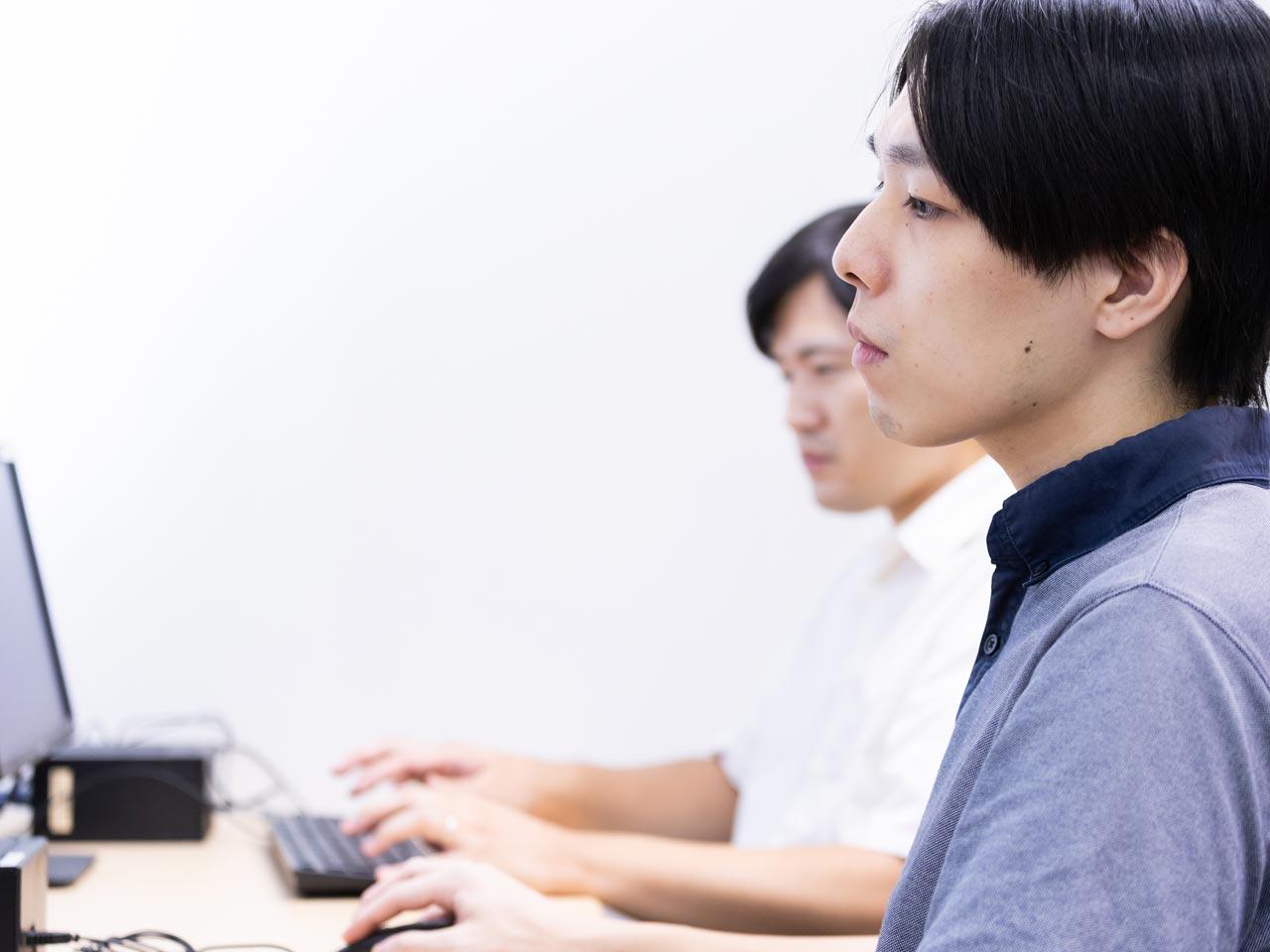 チーム体制での開発によって、エンジニアがスキルアップできる環境を提供する同社。