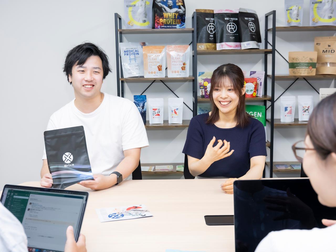 社員数10名ほどの少数精鋭で、10項目のコアバリューによる風土づくりや、「キャリアパスシート」による人材育成への取り組みは特徴的。