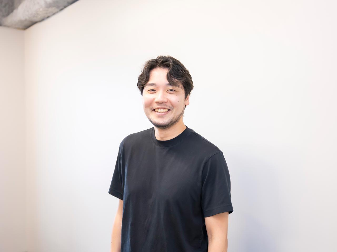 「ポケットモンスター」「ワンピース」「遊戯王」等の人気タイトルのトレカを扱い、①ガチャの演出力、②トレカの発送体制、③ユーザーとの密なコミュニケーションという強みで、後発ながら1年で三本の指に入る存在に急成長している。