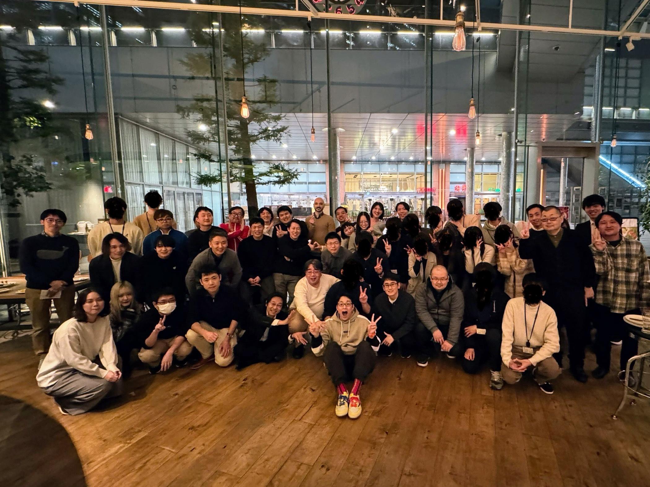 毎年お店を貸し切って忘年会を実施！