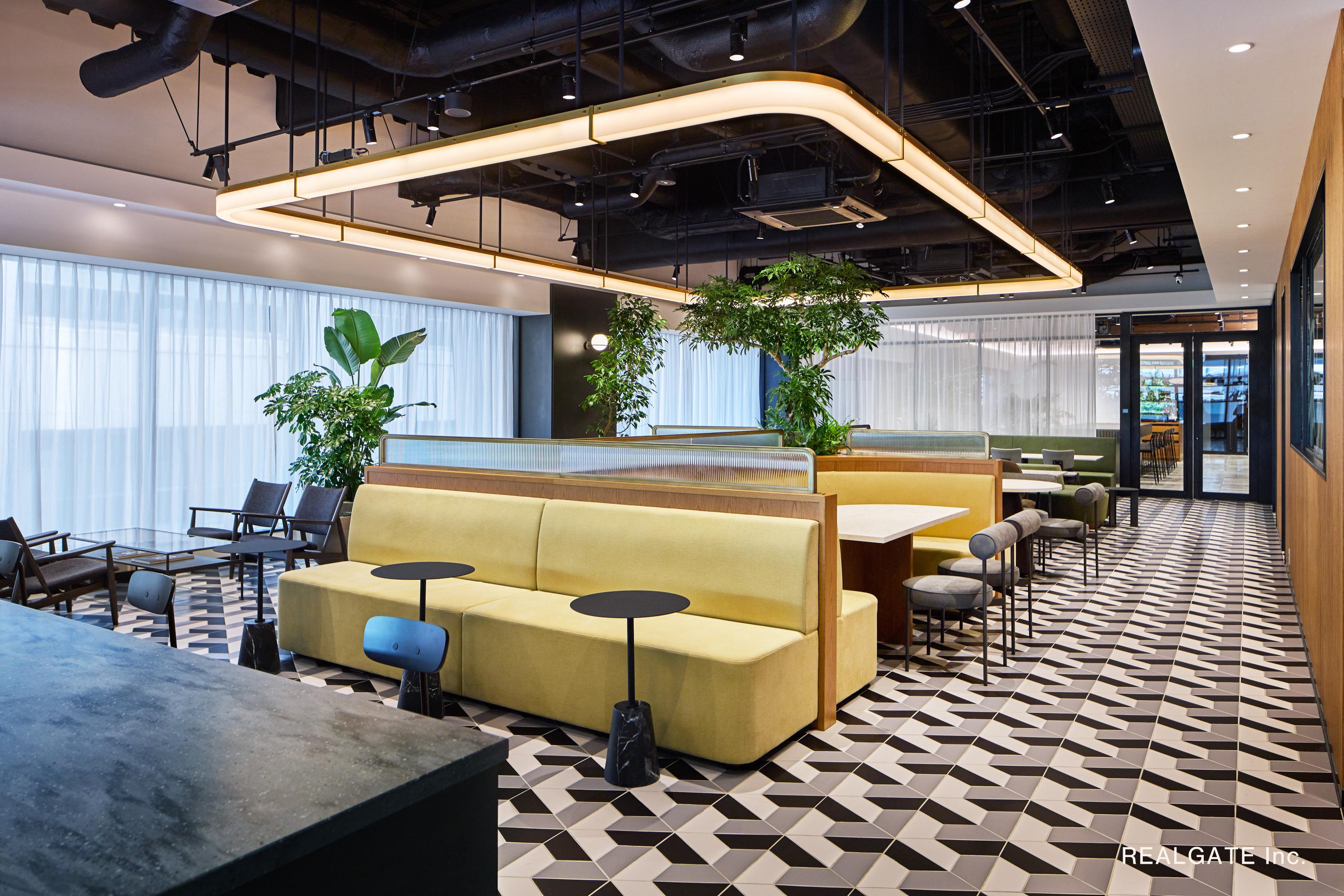 おしゃれなシェアオフィスがインサイトの本社。インサイトの専有個室は6名まで利用可能です。