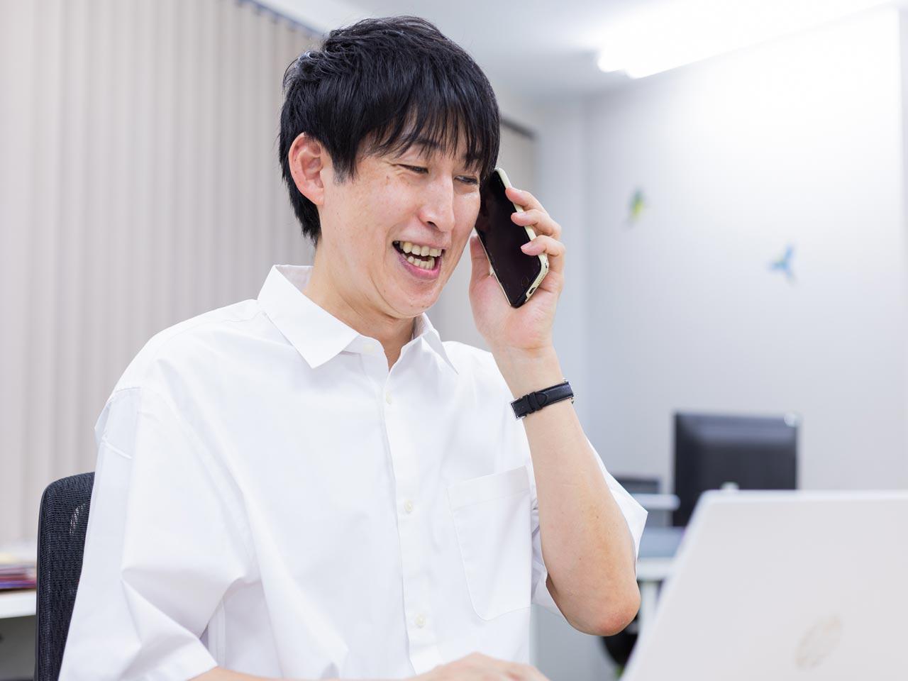 同社は、社員のキャリア構築にも力を入れており、クリエイターやデザイナーが希望する現場に入れるように手配している。また自社タイトルの開発も進めており、新しいスキルを磨いたり、技術を追求したりする実験場として活用している。