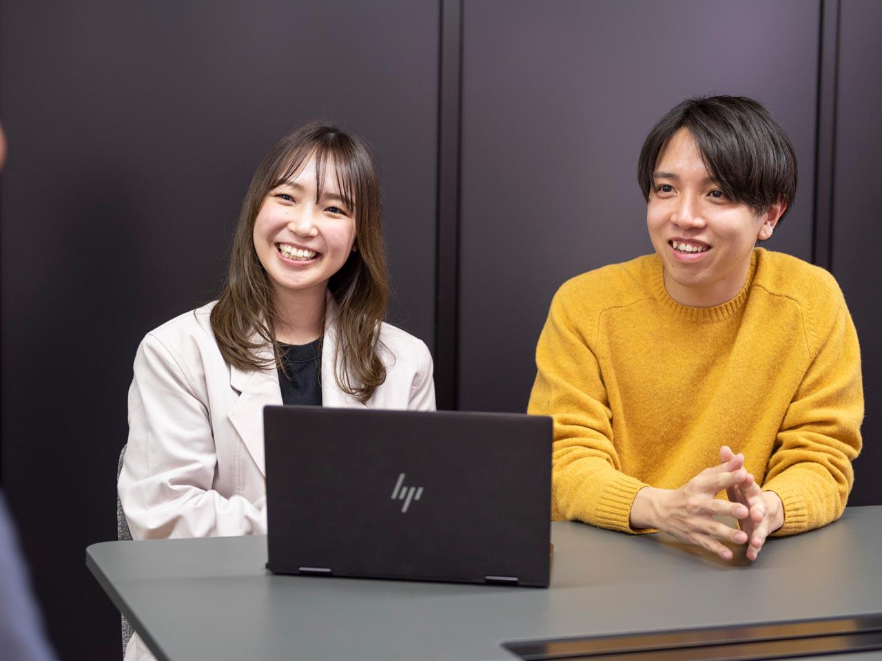 積極的な学びとアウトプットが必要だが、実績を積み重ねた先でポジションアップや収入アップも実現している。