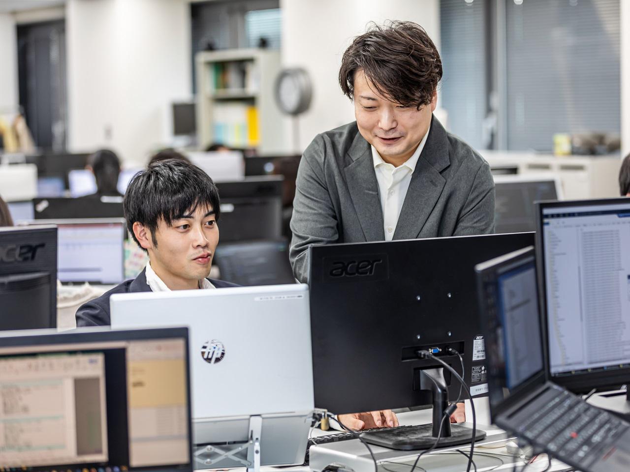 顧客との関係性を深掘りすることで受注予測もしやすくなり、経営リスクを抑えることが出来る。それが20期連続黒字達成を実現した大きな要因である。その一方で、積極的な提案をして受注の幅を広げることで、毎年着実に売上を伸ばしてきたのである。