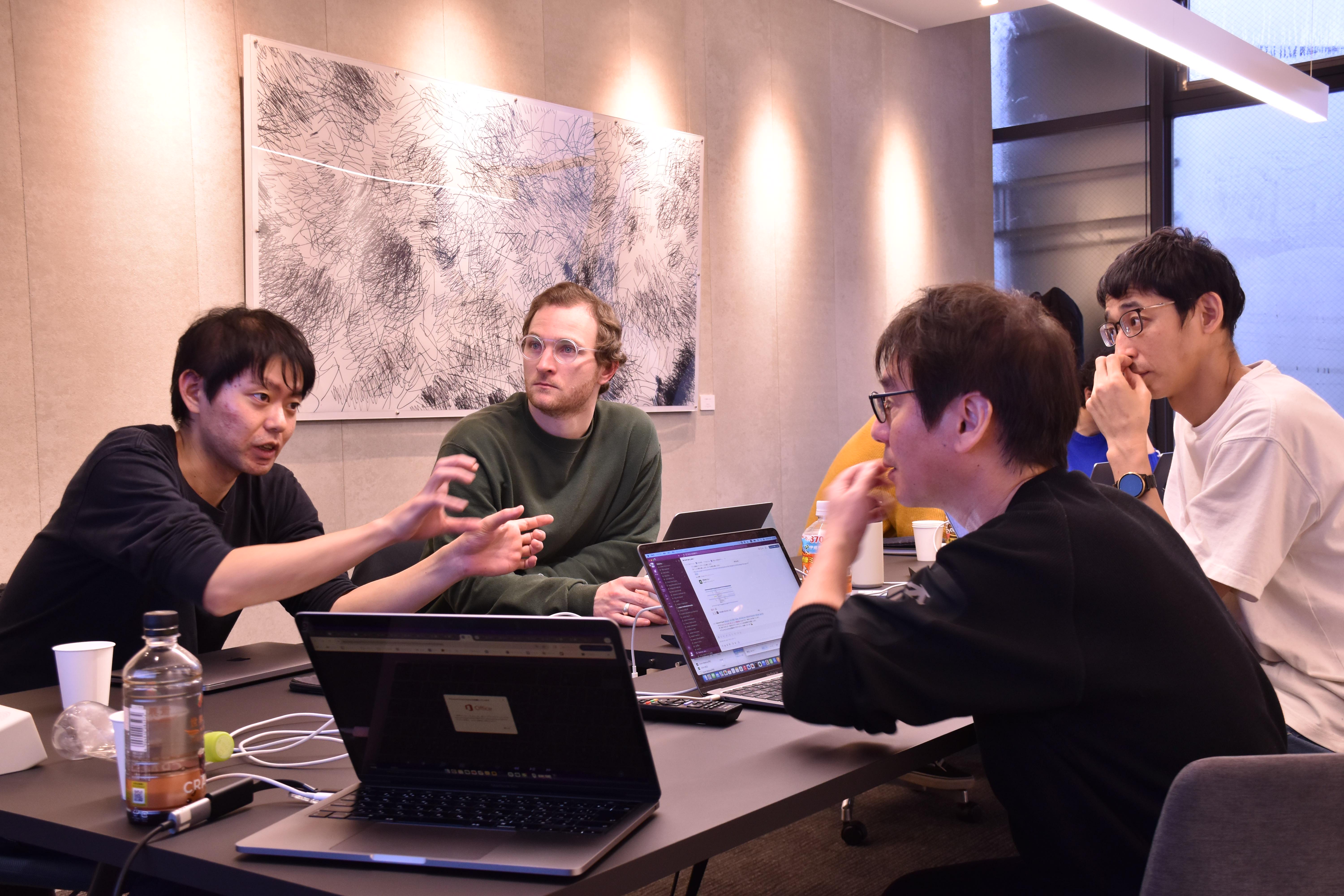 社内では技術勉強会・輪読会を活発に行っています。