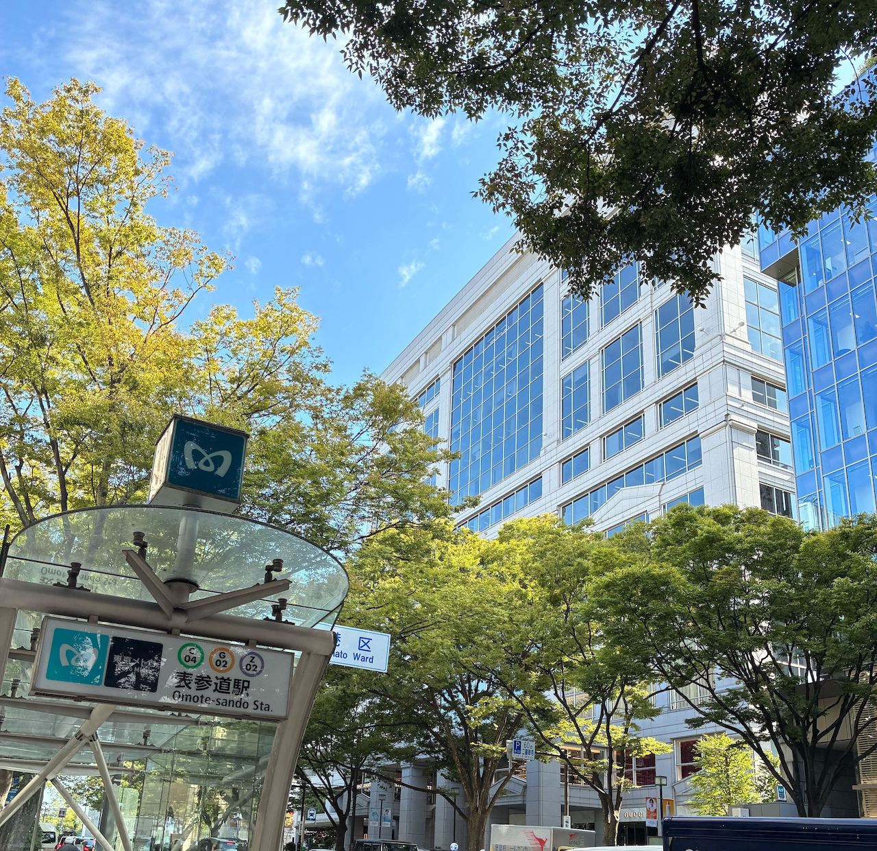 オフィスは表参道駅地下直結です。
★2025年10月1日に移転したばかりの綺麗なオフィスです！