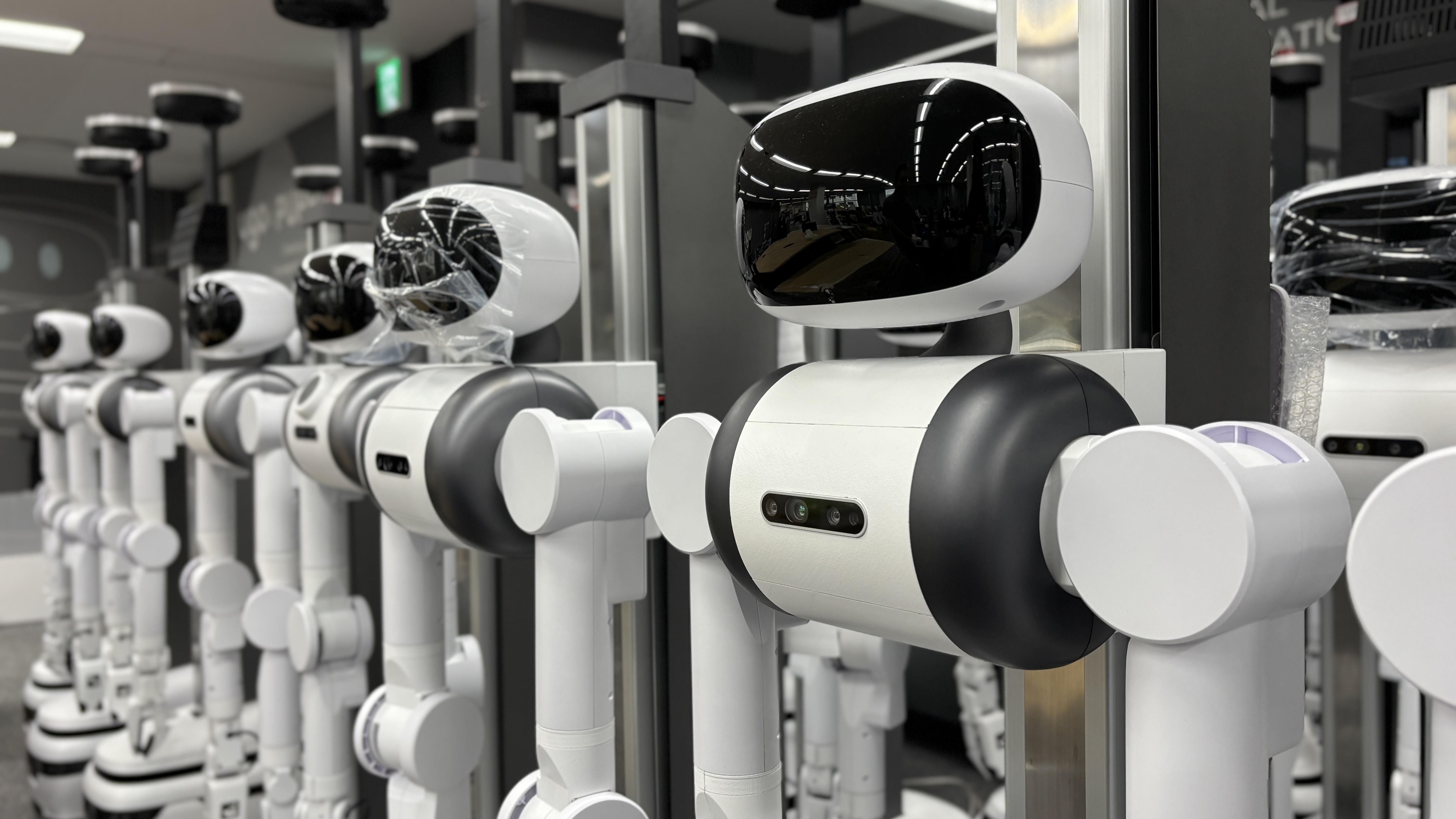 事業内容：業務DXロボット“ugo (ユーゴー)”、ロボット統合管理プラットフォームの開発