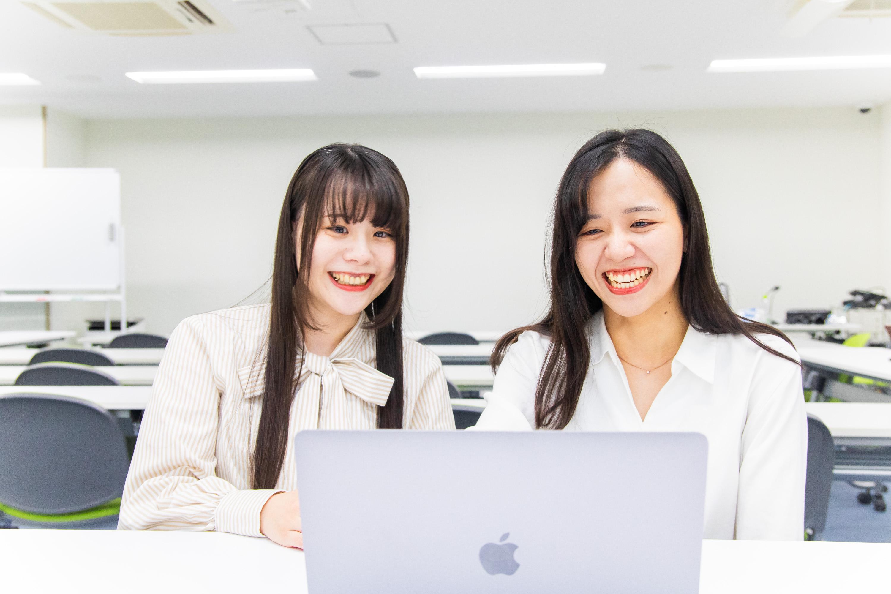 自社エンジニアを顧客のプロジェクトにマッチングし、技術力の提供を通じて企業の成長を支援する。