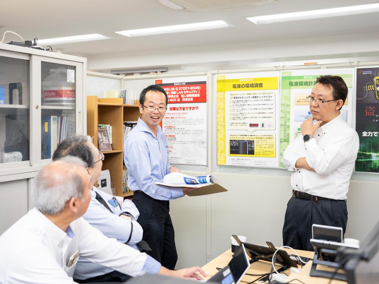 同社は、経営層と社員の距離が近く、思い付いたアイデアを経営陣に直接ぶつけられる環境がある。