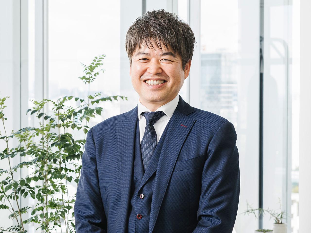 代表取締役社長 長澤 功雄
京都出身、お寺の息子。家業を継がずに広告業界へ。人生理念は「今ここに、真心を尽くす」。