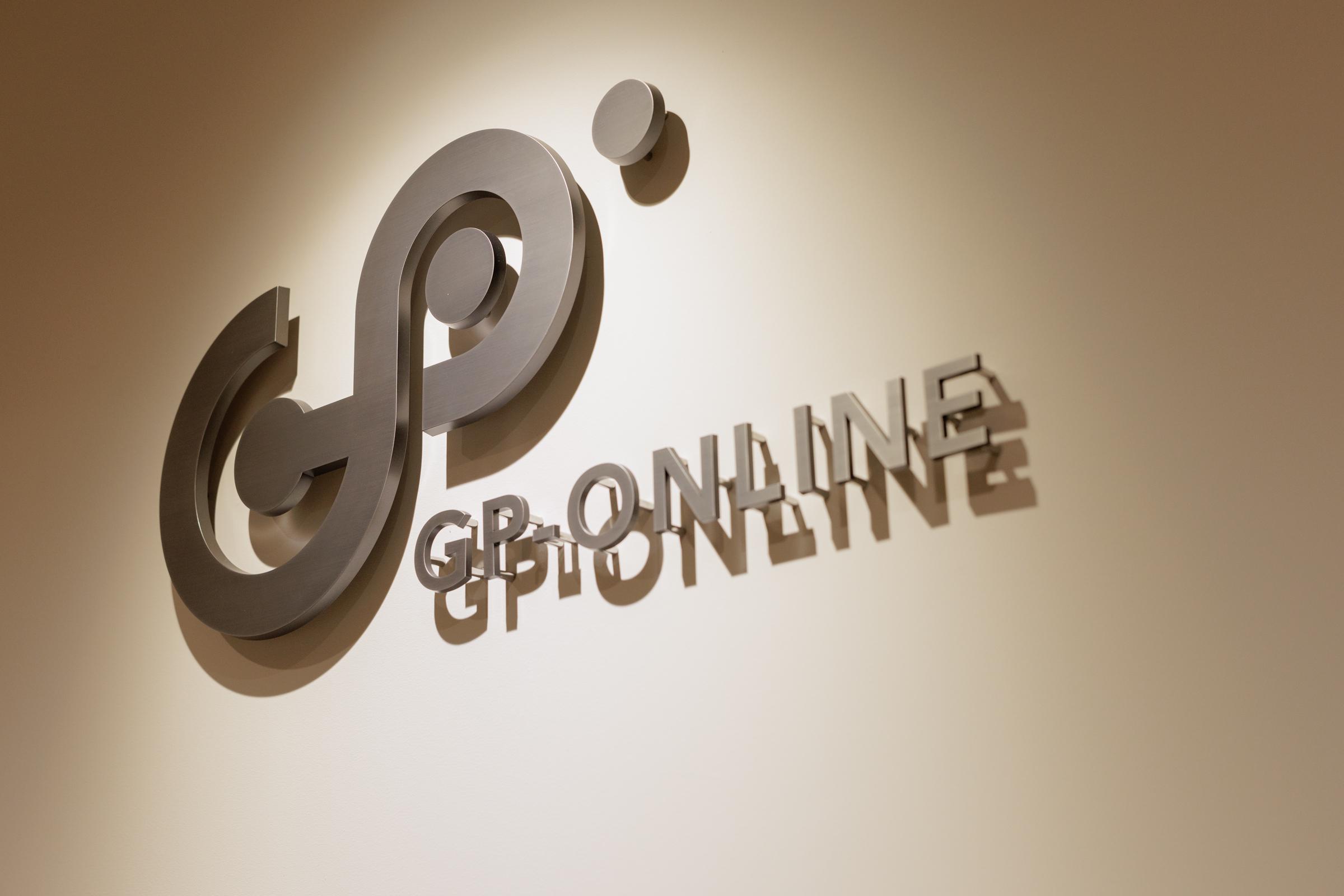 事業内容：事業ドメイン「Marketing,Technology,Creativity」