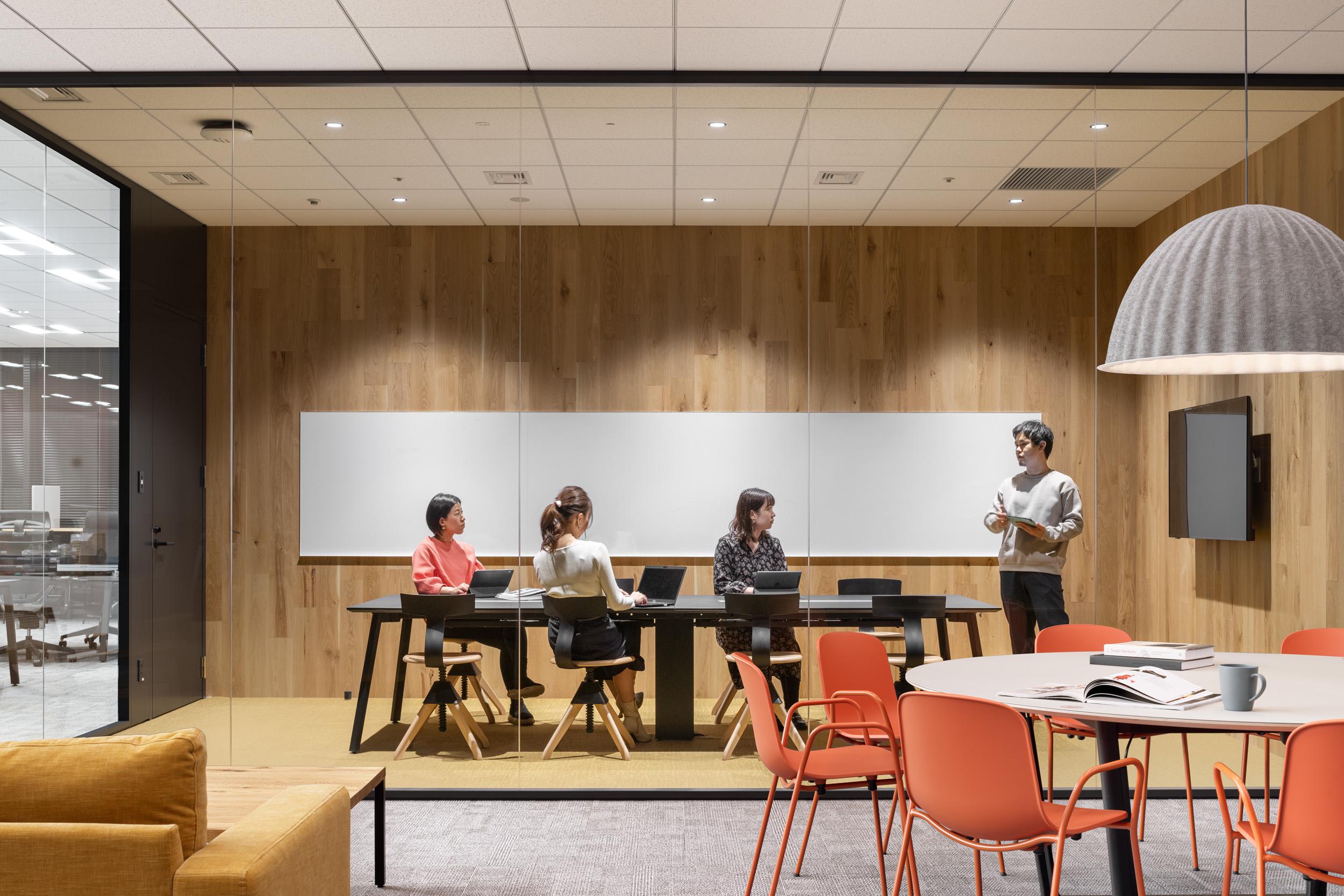 事業内容：広告事業（サプライ事業、デマンド事業、データ事業）