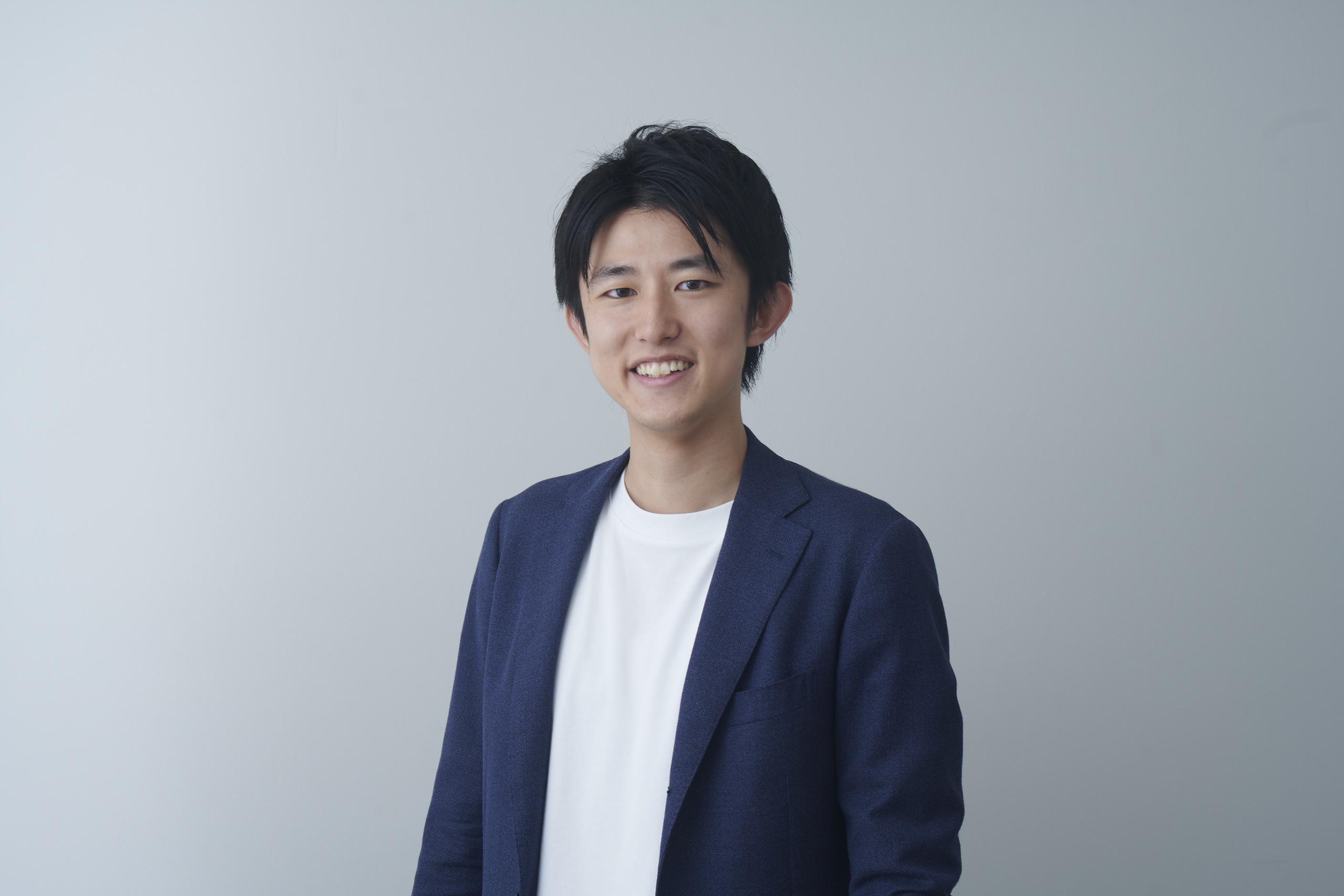 2018年の創業から4年間で契約企業数4,000事業所、登録ユーザー数も17万人という急成長を遂げている。