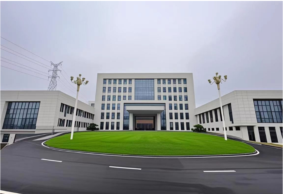 数年で数億円へと売上を伸ばし、10年以内のIPOも視野に入れている。