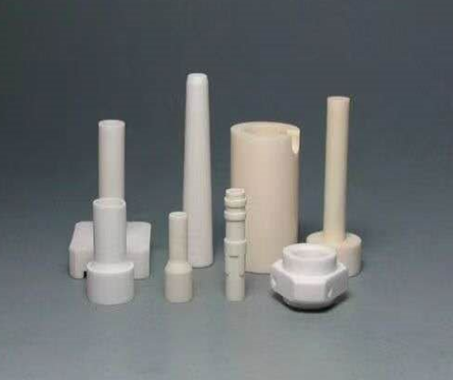 電気製品に欠かせない放熱基板などの商品を展開しており、電気自動車、データセンター、LED、宇宙産業等、その展開可能性と市場規模は非常に大きい。